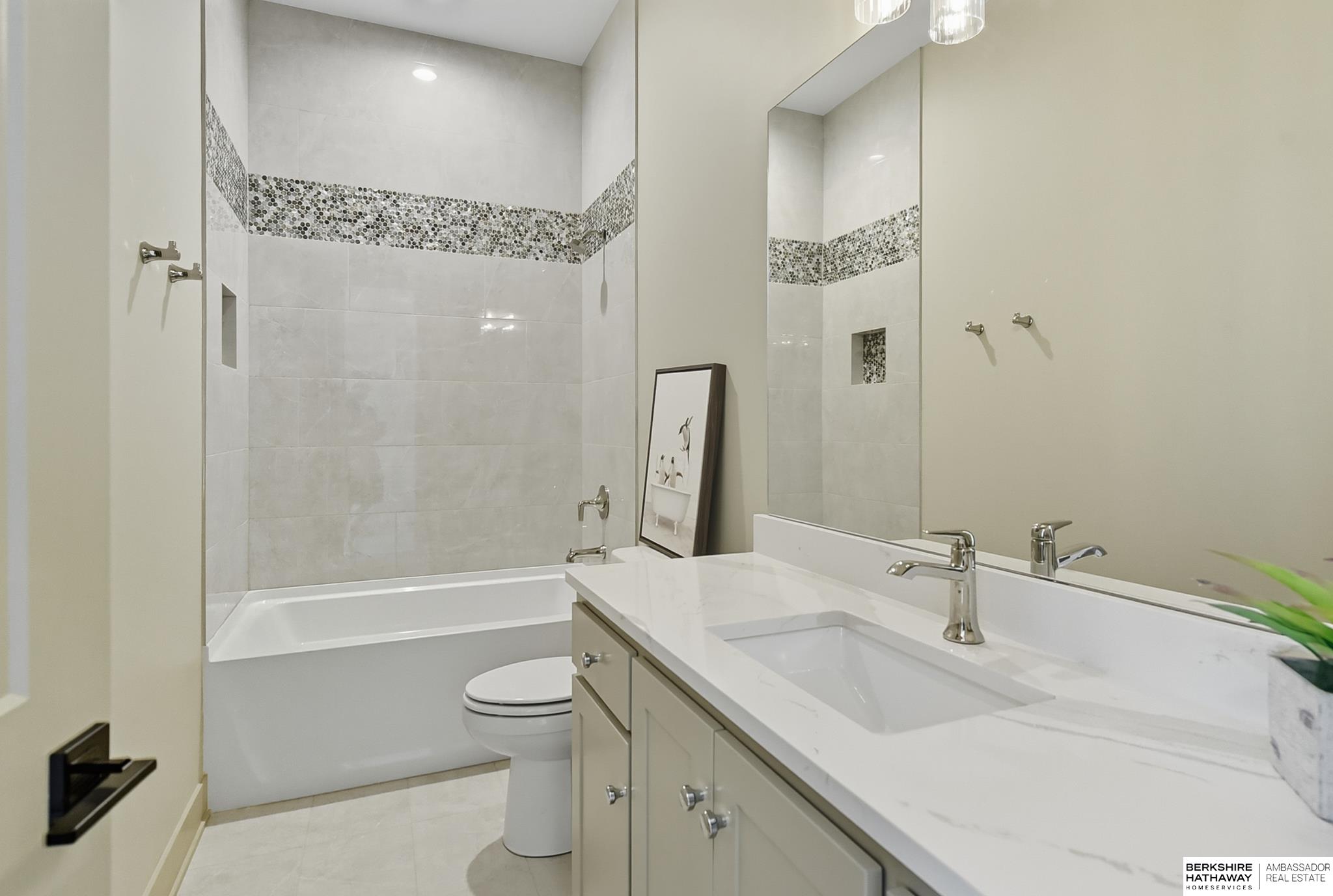 11514 S 114th Avenue, Papillion, NE, 68046