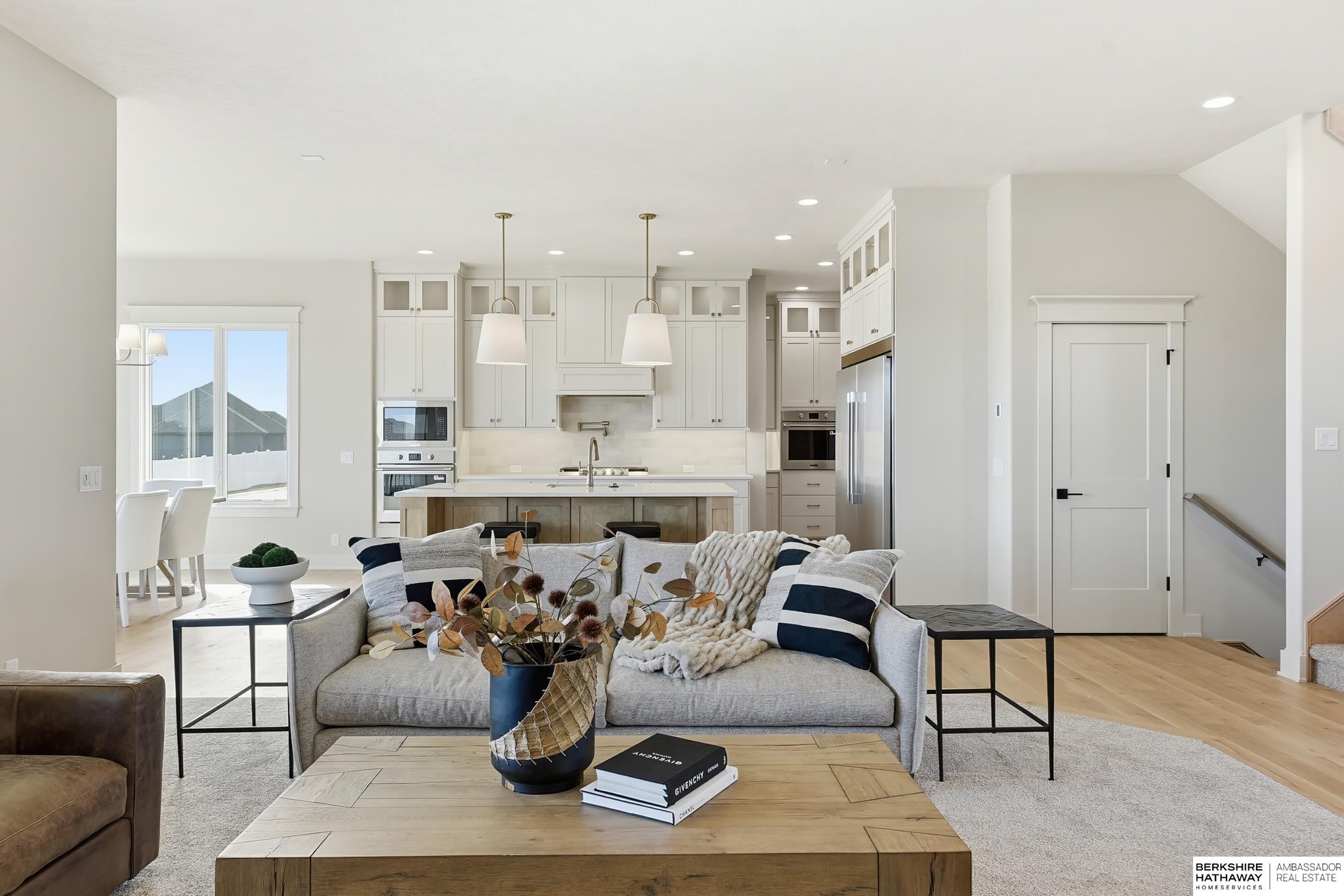 10109 Laramie Street, Papillion, NE, 68046