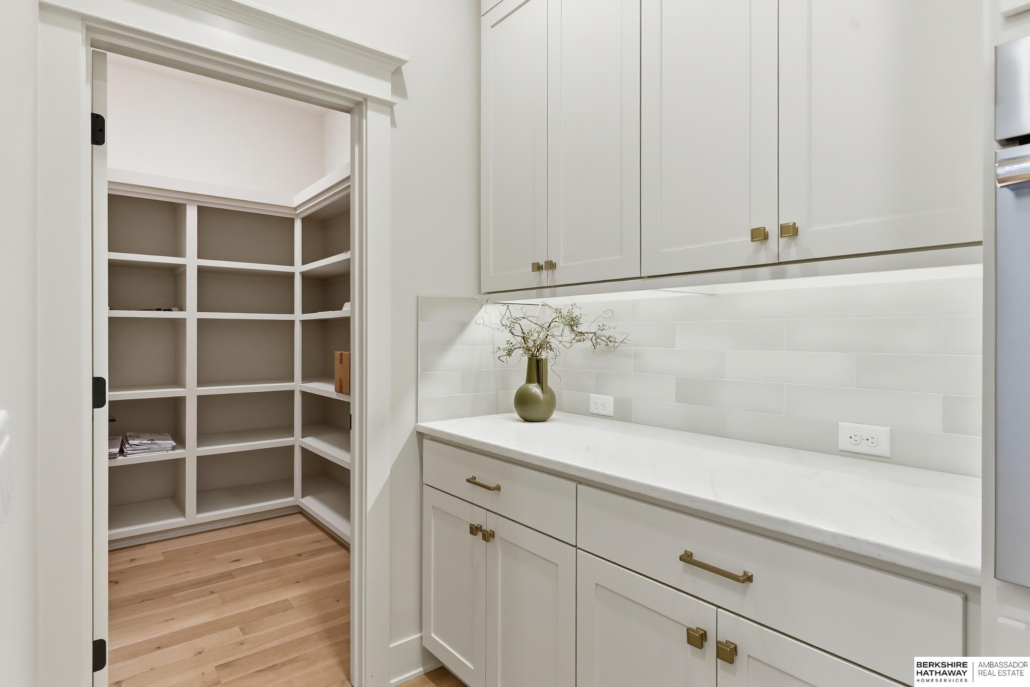 10109 Laramie Street, Papillion, NE, 68046