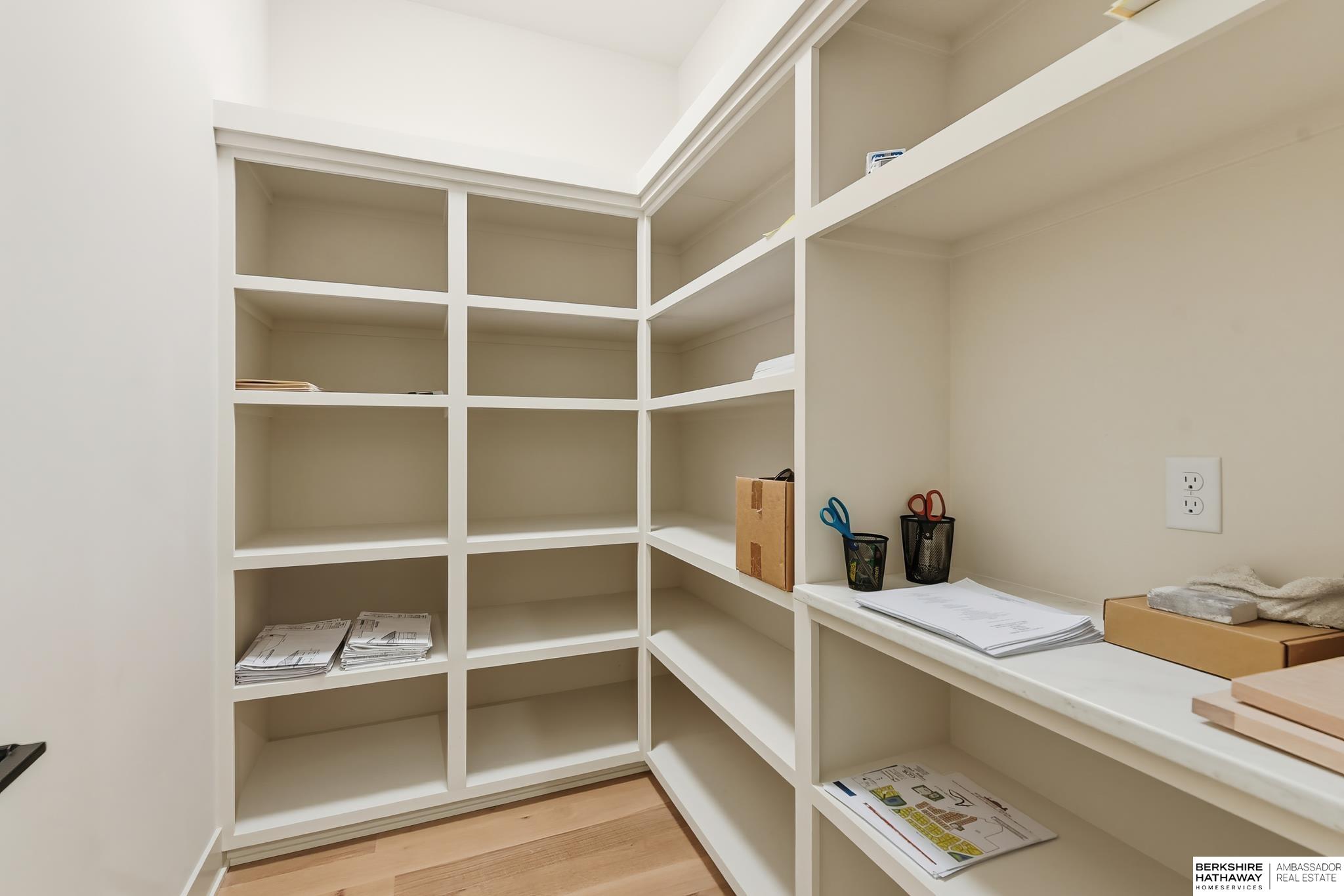 10109 Laramie Street, Papillion, NE, 68046