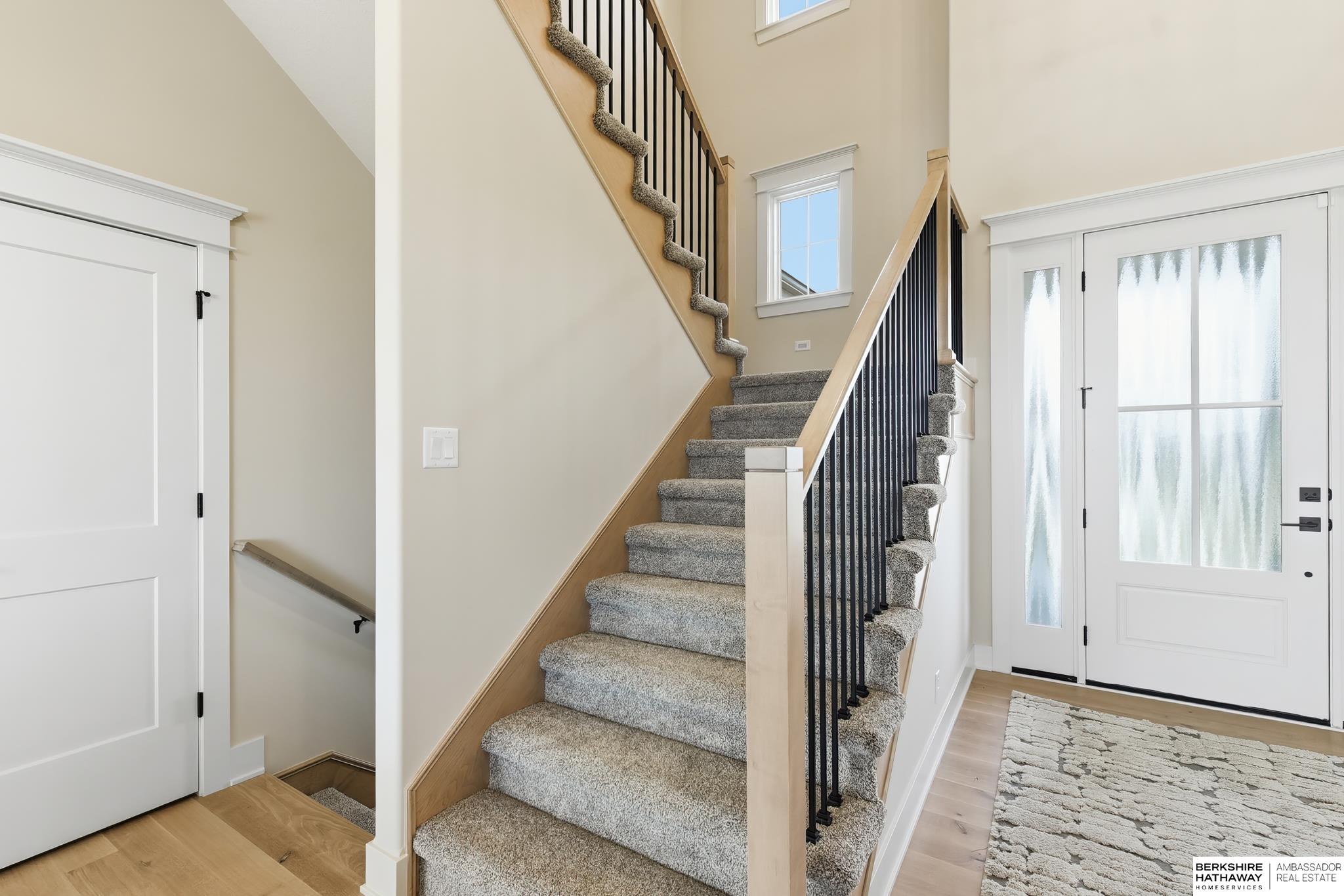 10109 Laramie Street, Papillion, NE, 68046