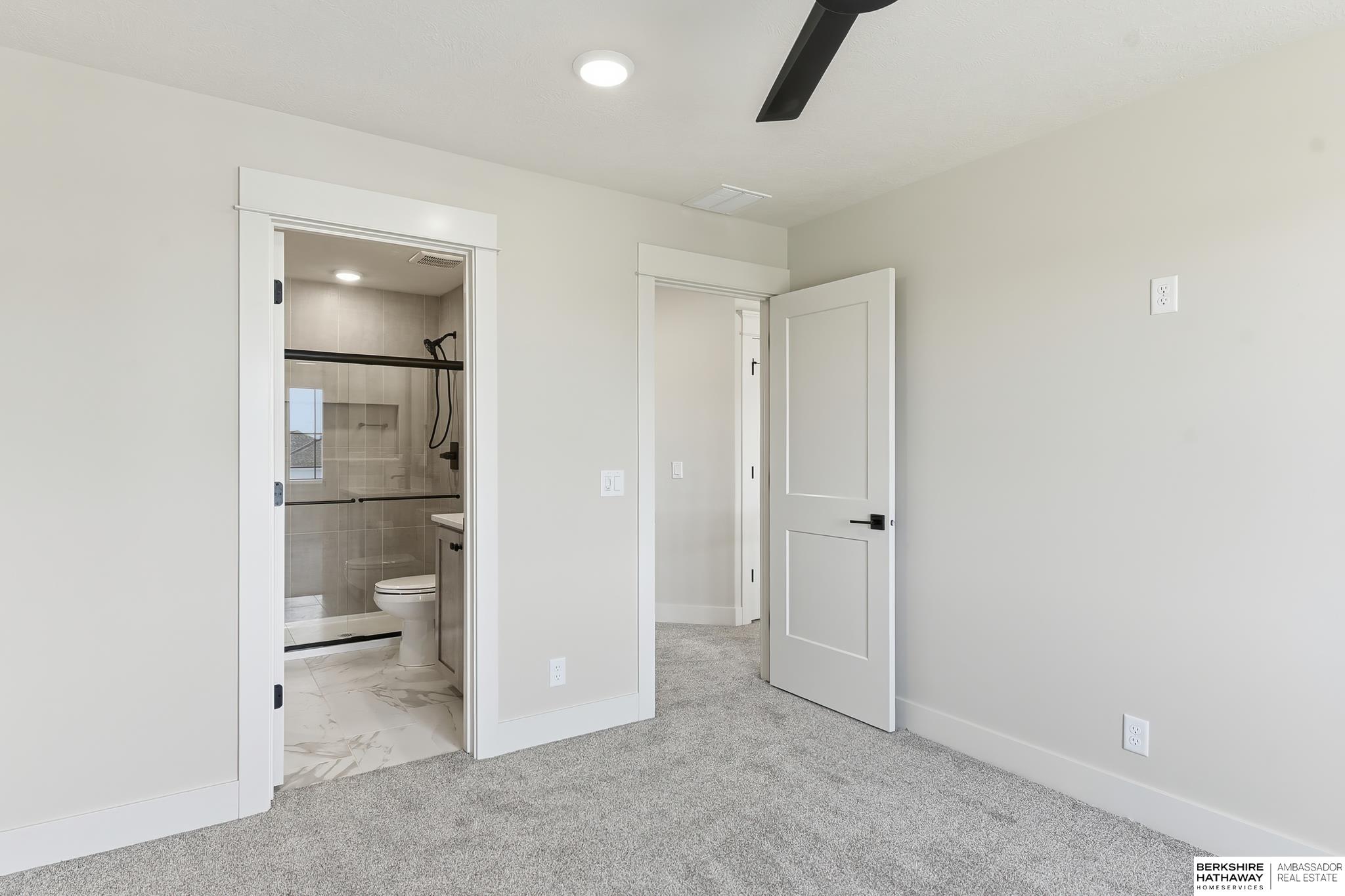 10109 Laramie Street, Papillion, NE, 68046