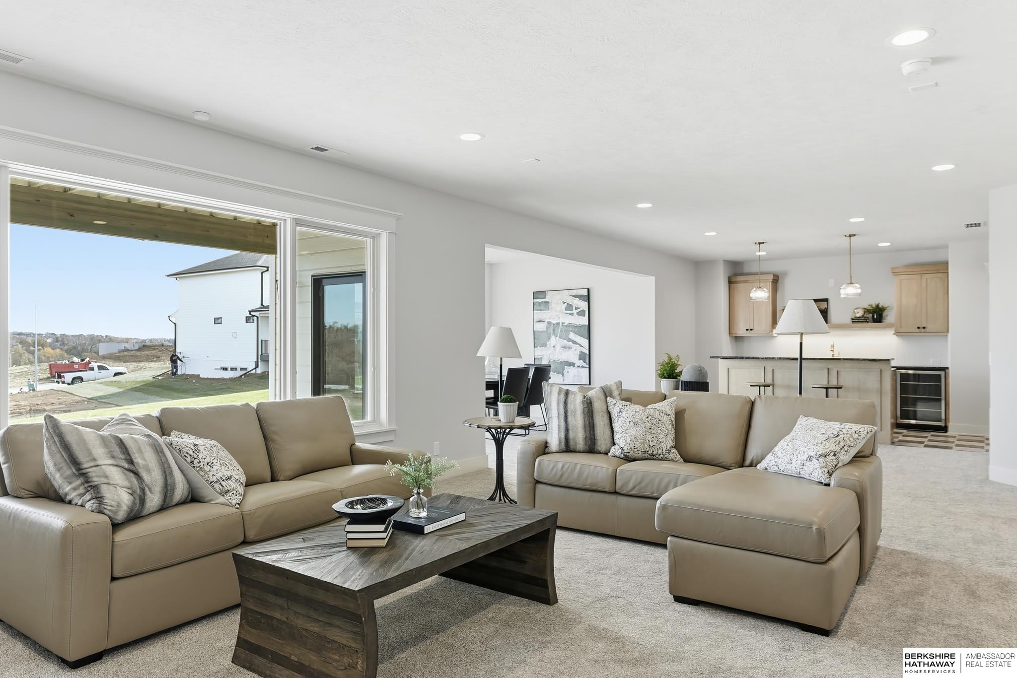 10109 Laramie Street, Papillion, NE, 68046