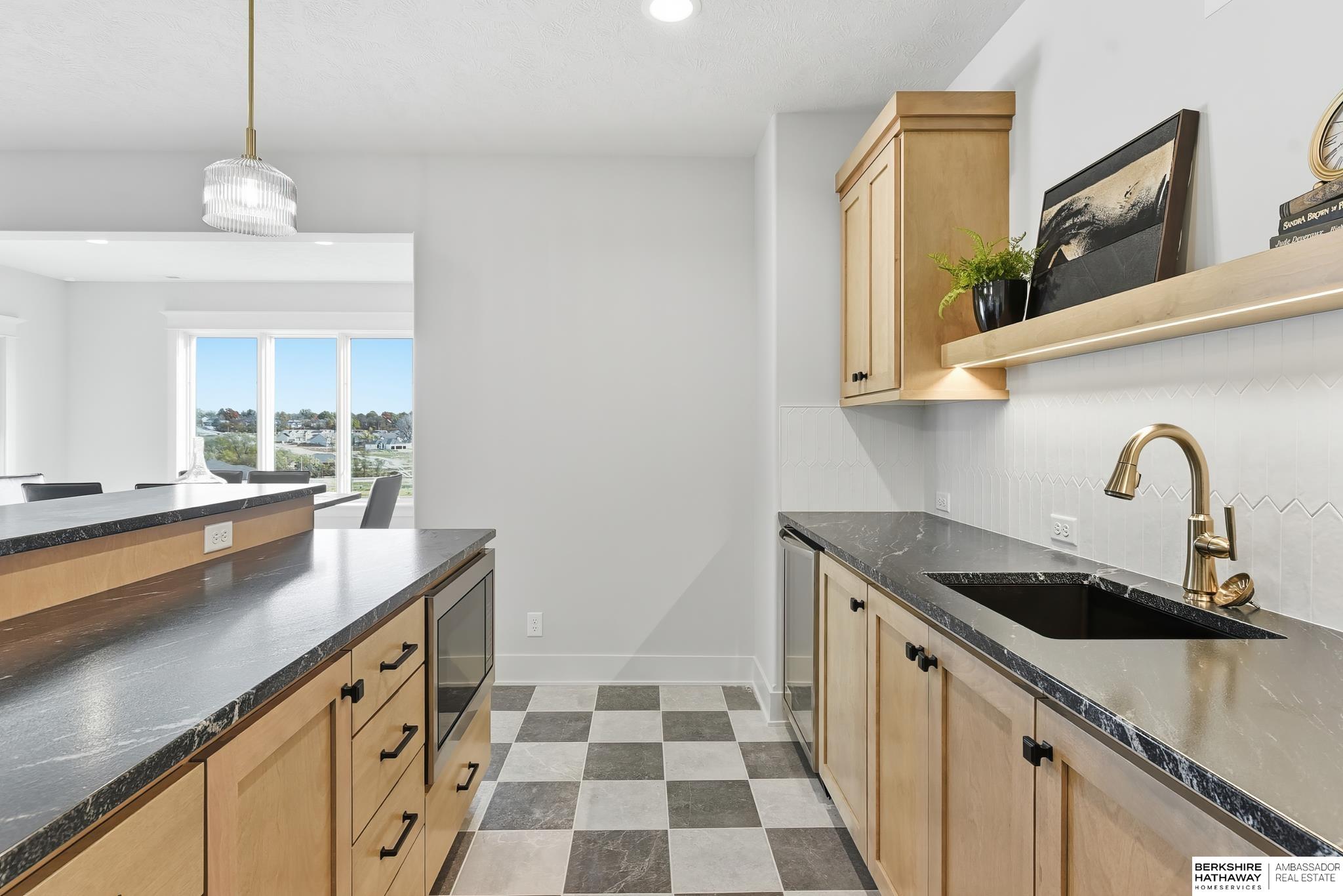 10109 Laramie Street, Papillion, NE, 68046