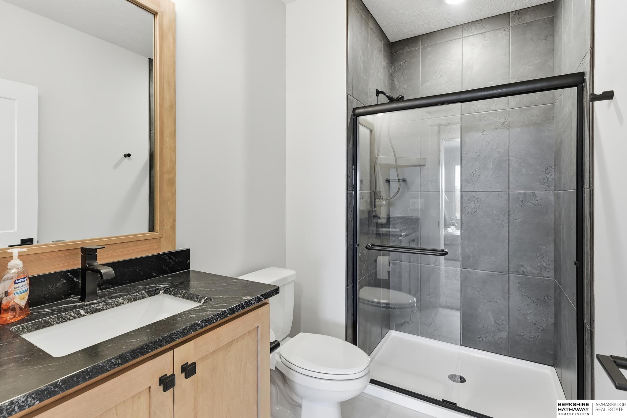 10109 Laramie Street, Papillion, NE, 68046