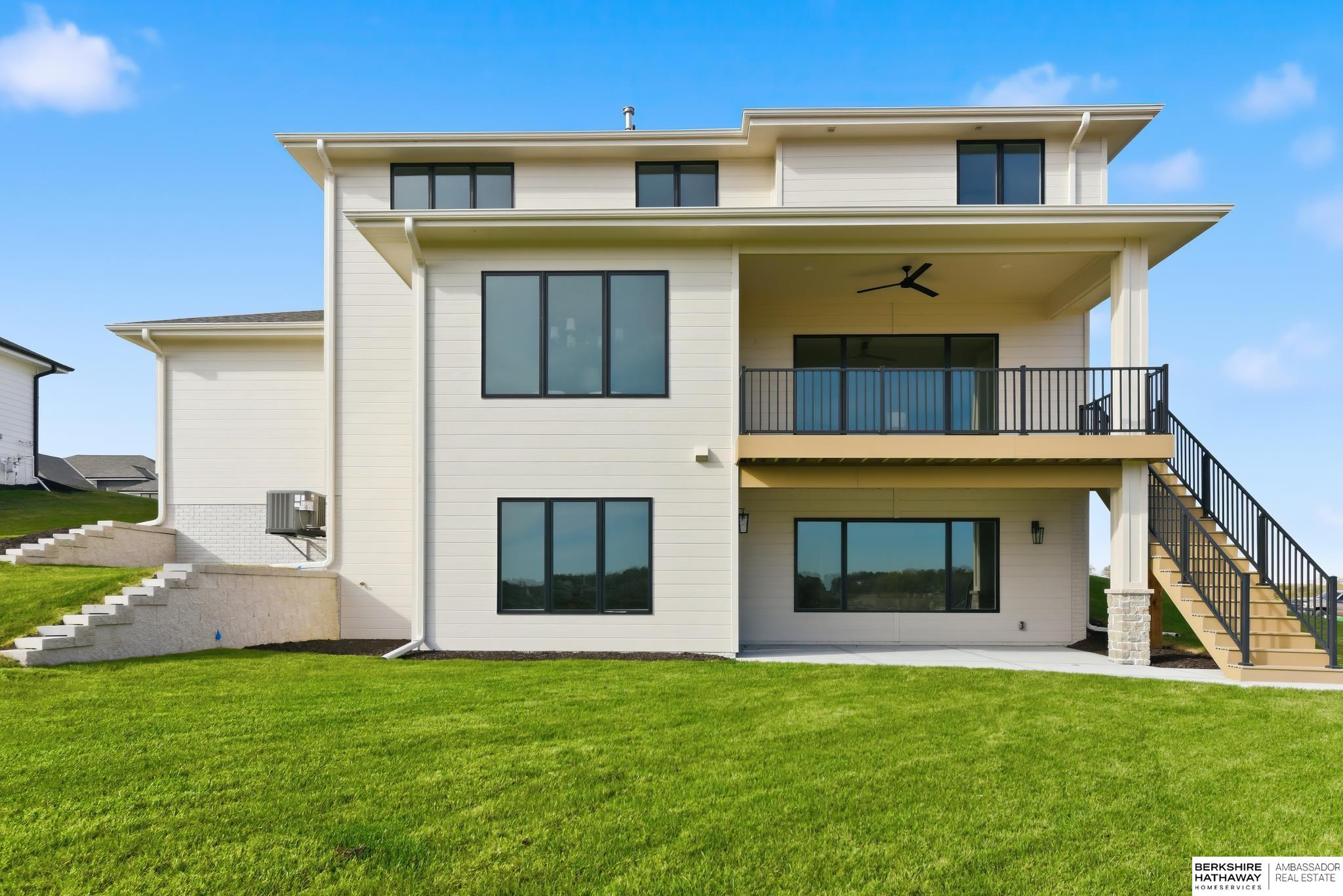 10109 Laramie Street, Papillion, NE, 68046