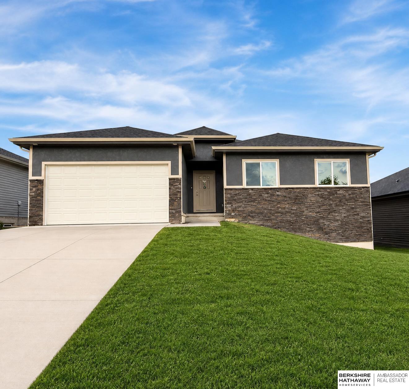 Photo of 7703 S 34 Street Omaha NE 68147