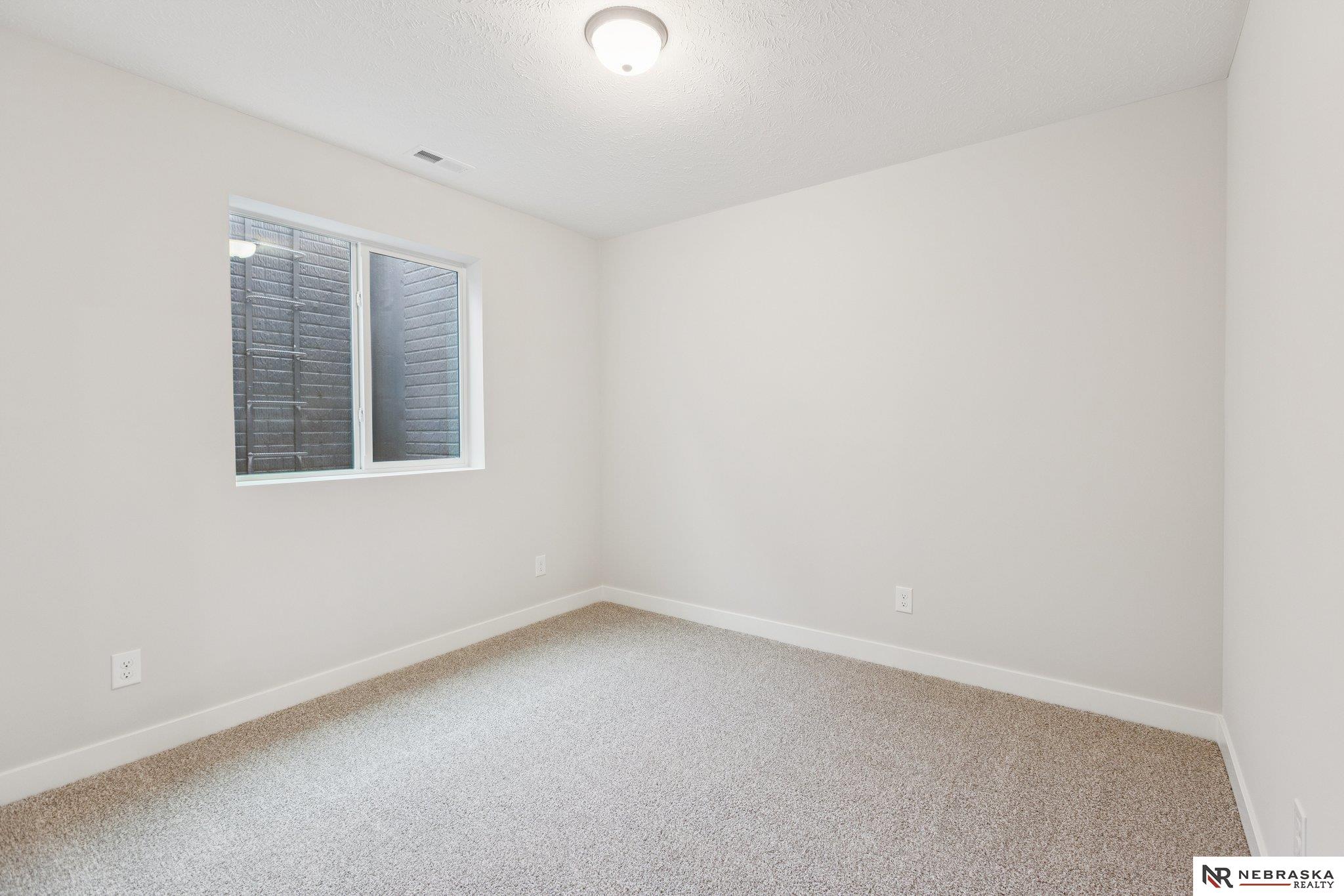 11312 N 161 Avenue, Bennington, NE, 68007