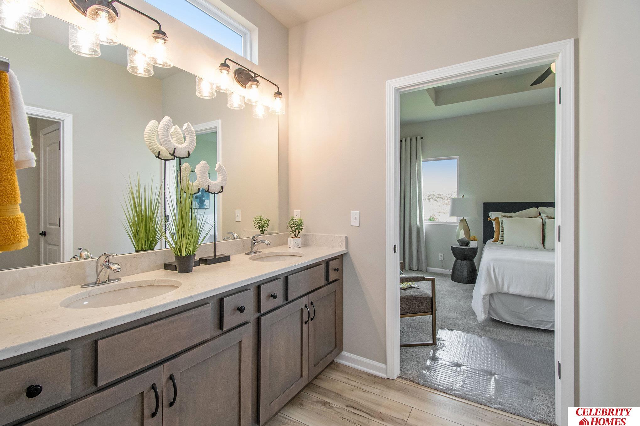 Bennington, NE, 68007