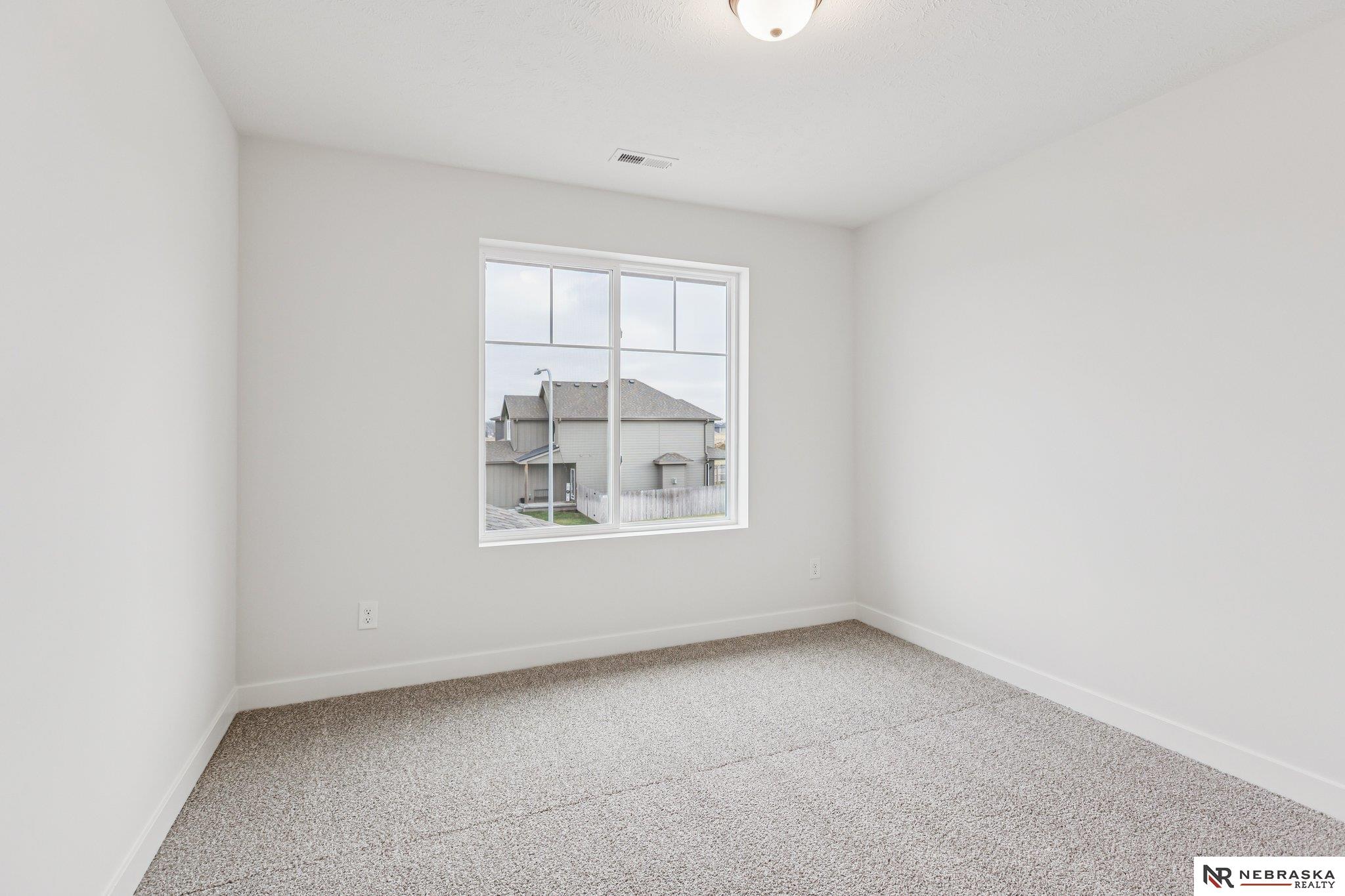 Bennington, NE, 68007