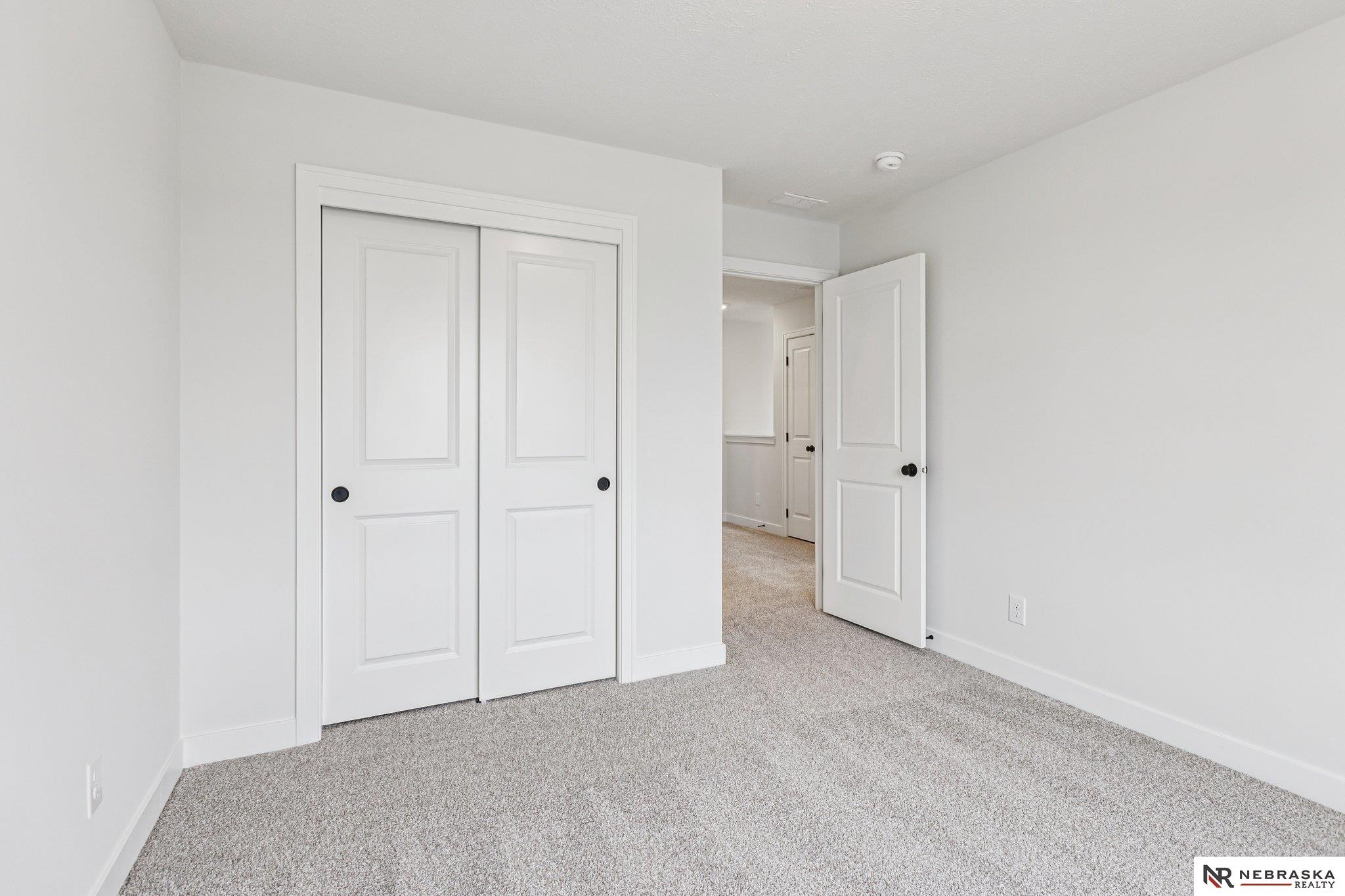 Bennington, NE, 68007