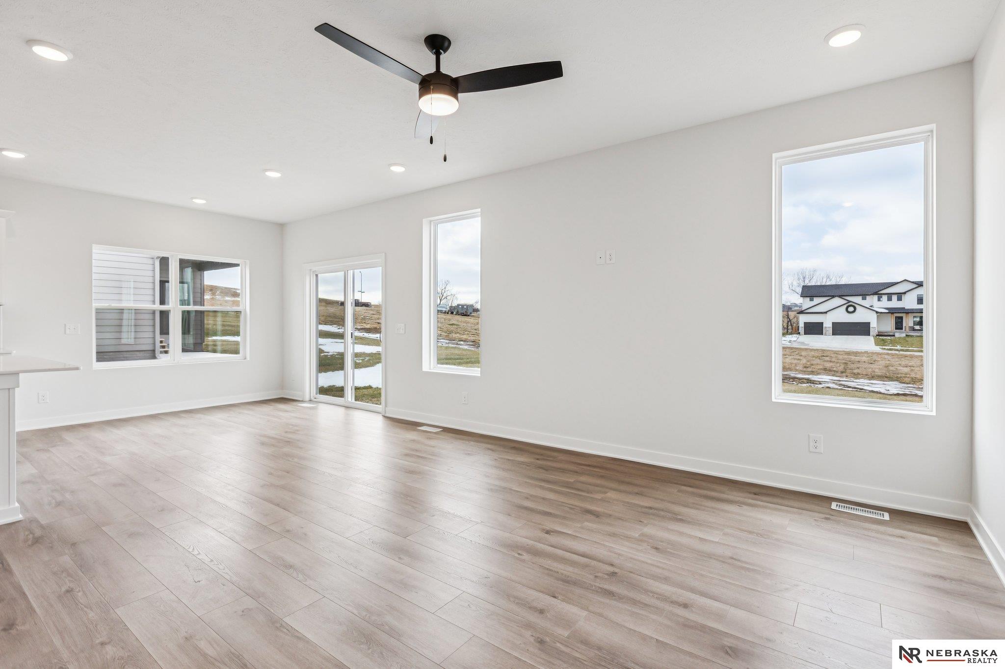 Bennington, NE, 68007