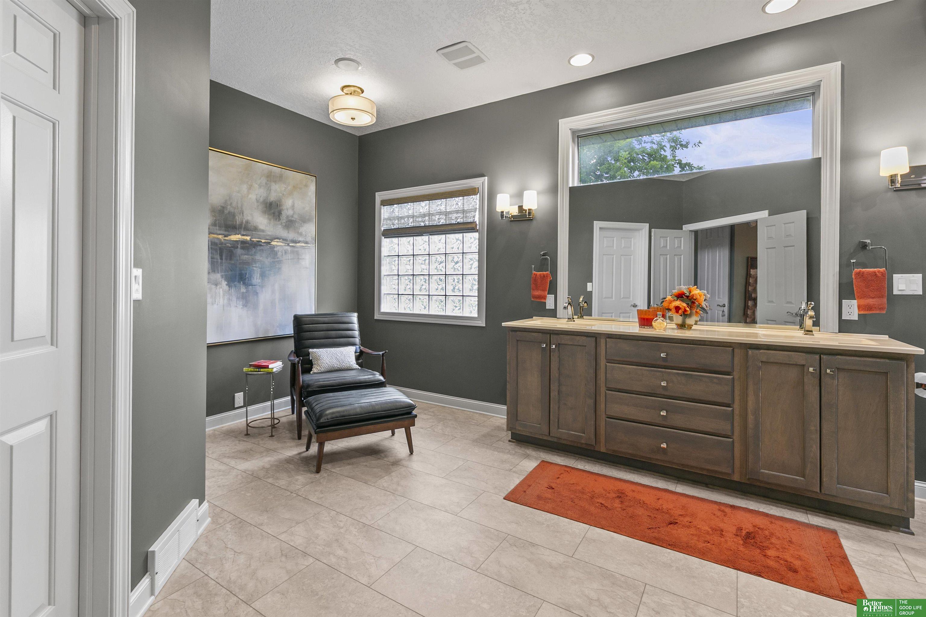 1218 900th Street, Harlan, IA, 51537