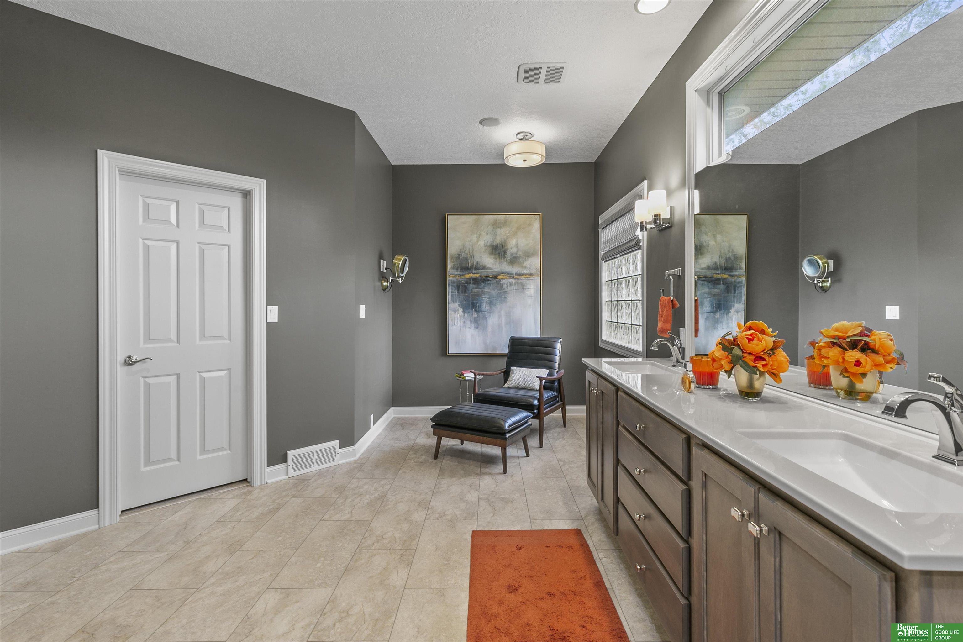 1218 900th Street, Harlan, IA, 51537