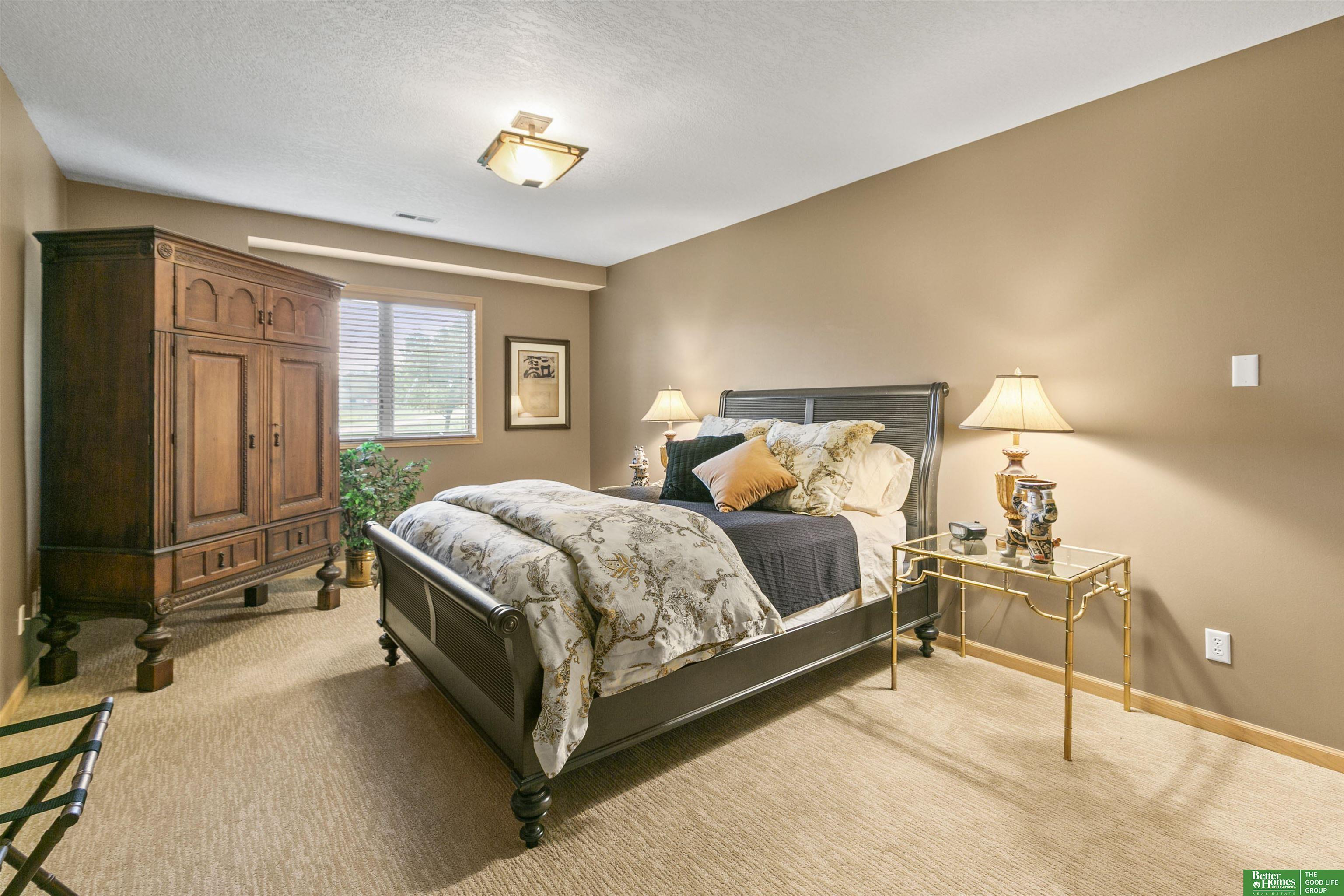 1218 900th Street, Harlan, IA, 51537