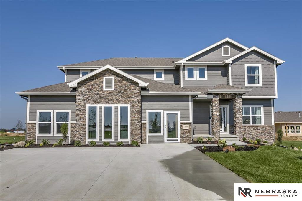 8716 Legacy Street, Papillion