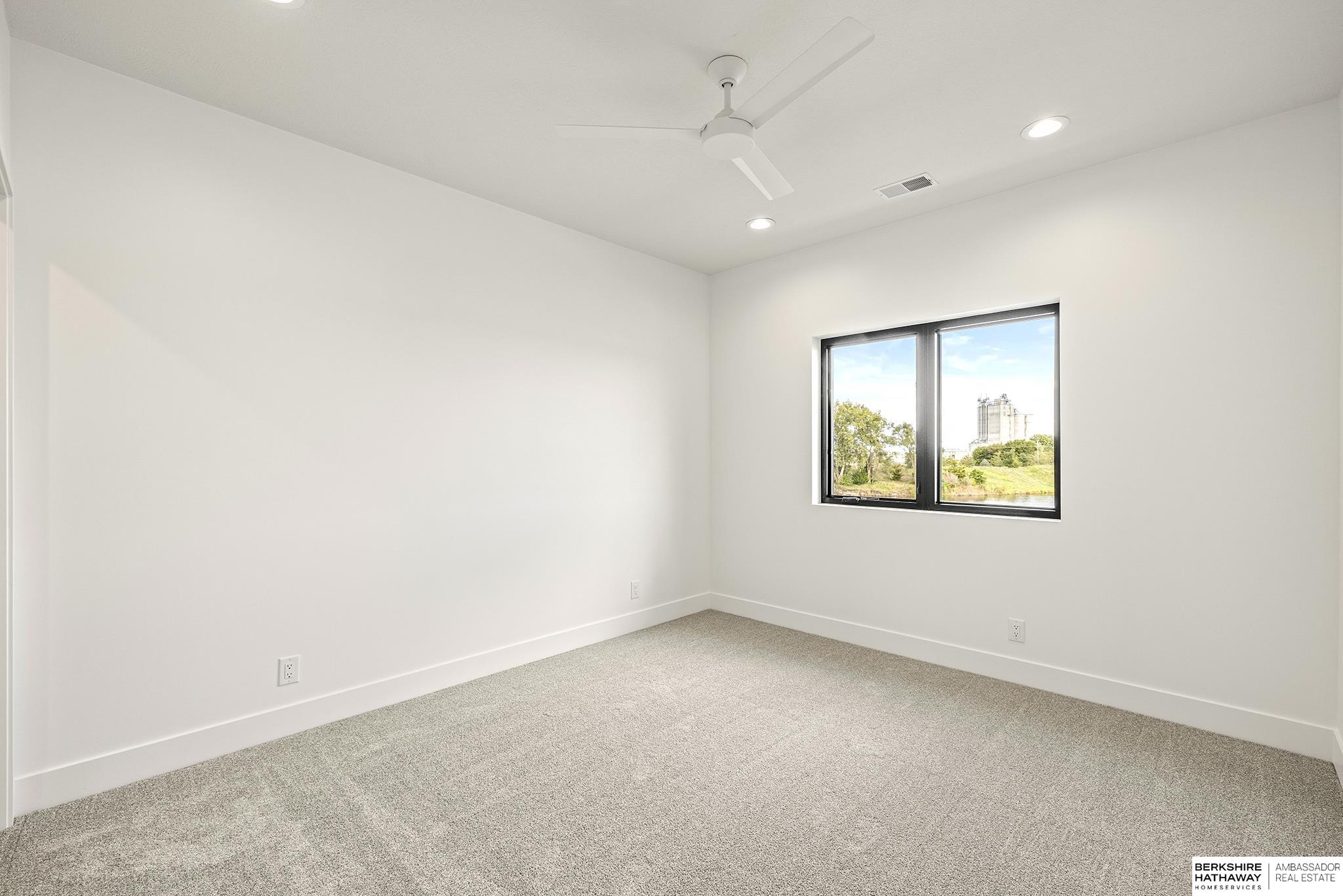 2214 S Riverwood Drive, Fremont, NE 68025 — MLS #22527613 — photo 34 of 73
