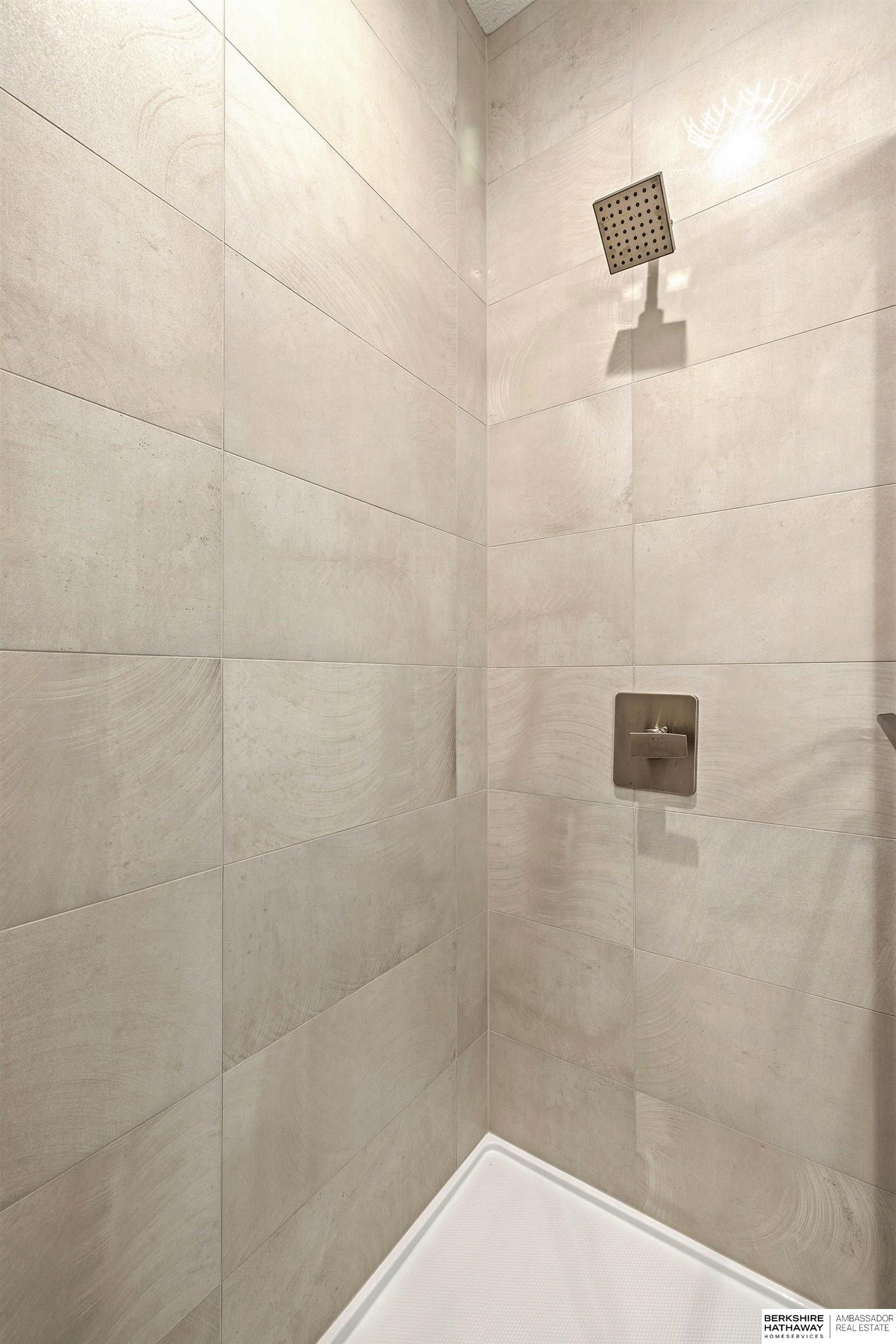 2214 S Riverwood Drive, Fremont, NE 68025 — MLS #22527613 — photo 45 of 73