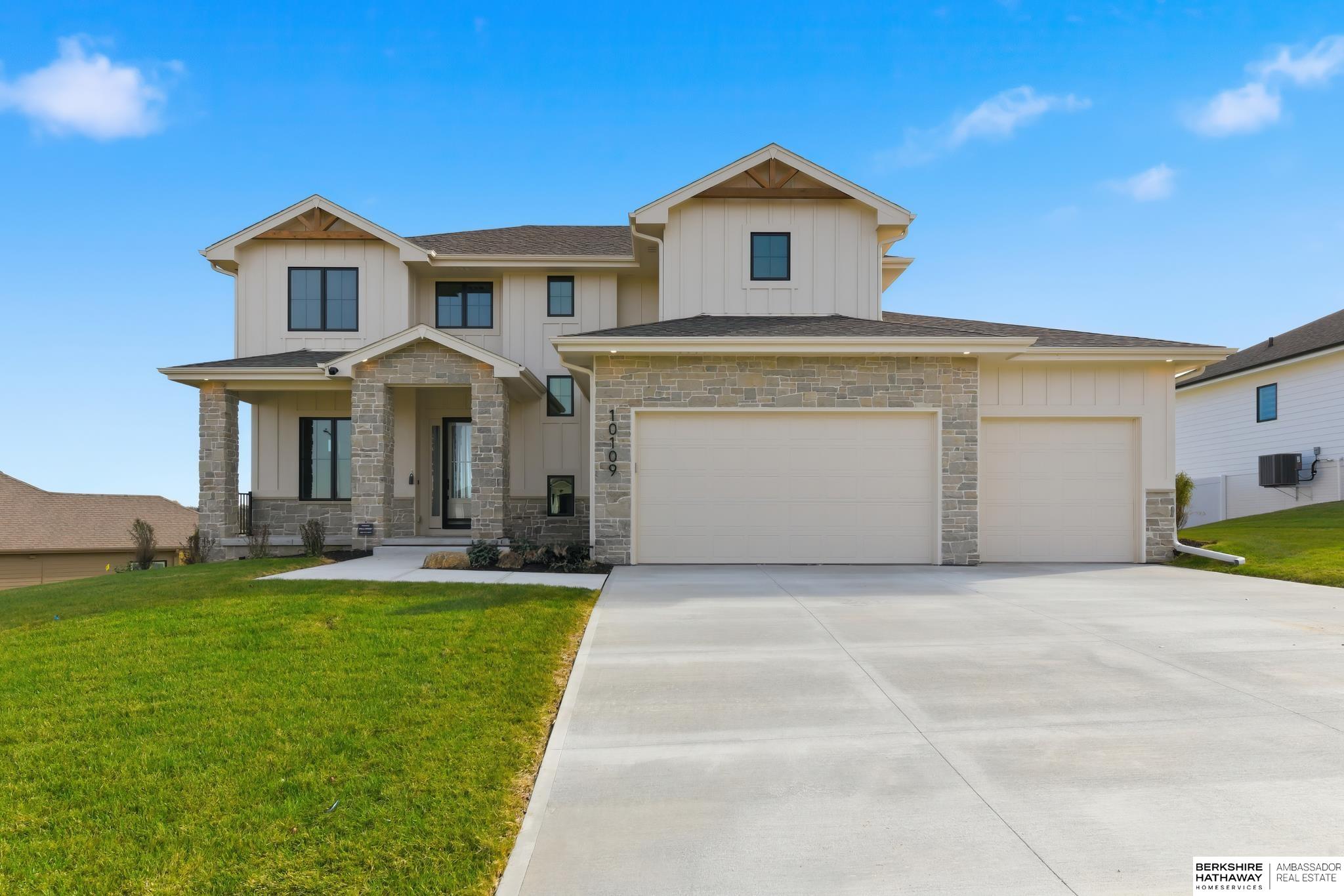 20545 Hartman Avenue, Elkhorn, NE, 68022