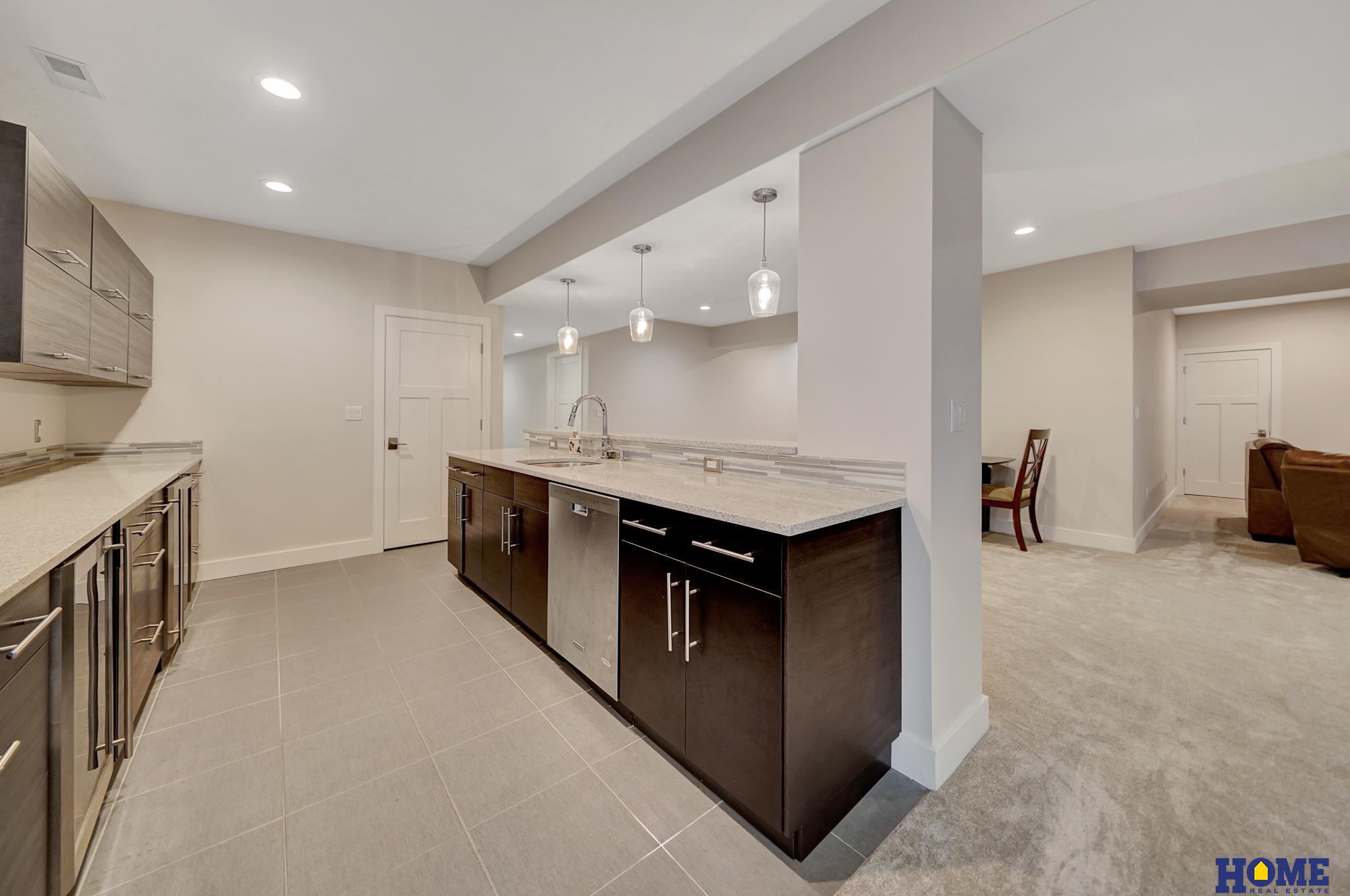 6521 S 21st Street, Lincoln, NE 68512 — MLS #22531123 — photo 12 of 59