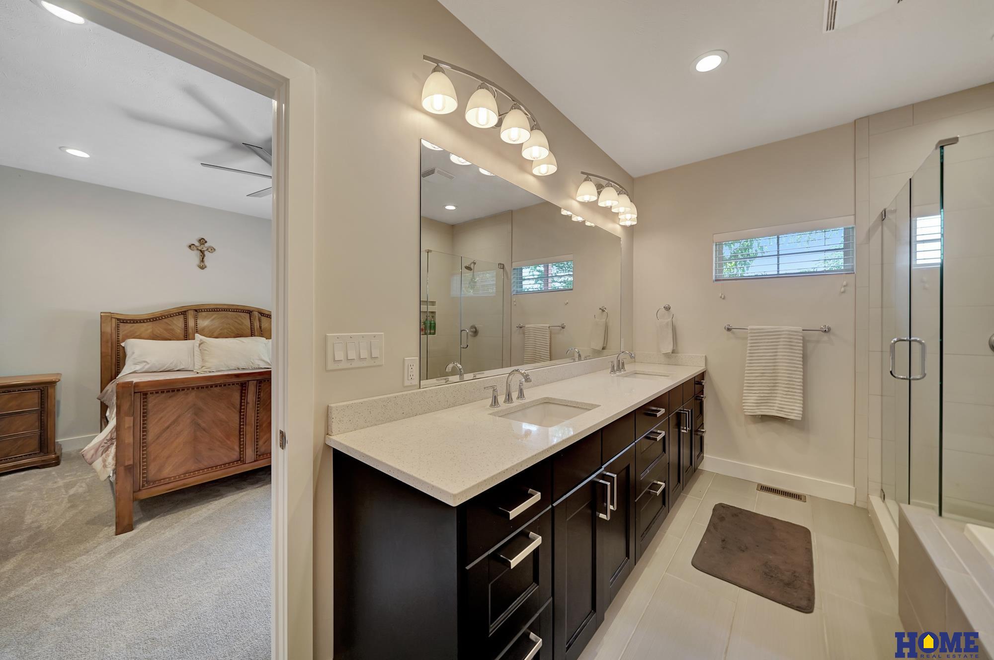 6521 S 21st Street, Lincoln, NE 68512 — MLS #22531123 — photo 14 of 59