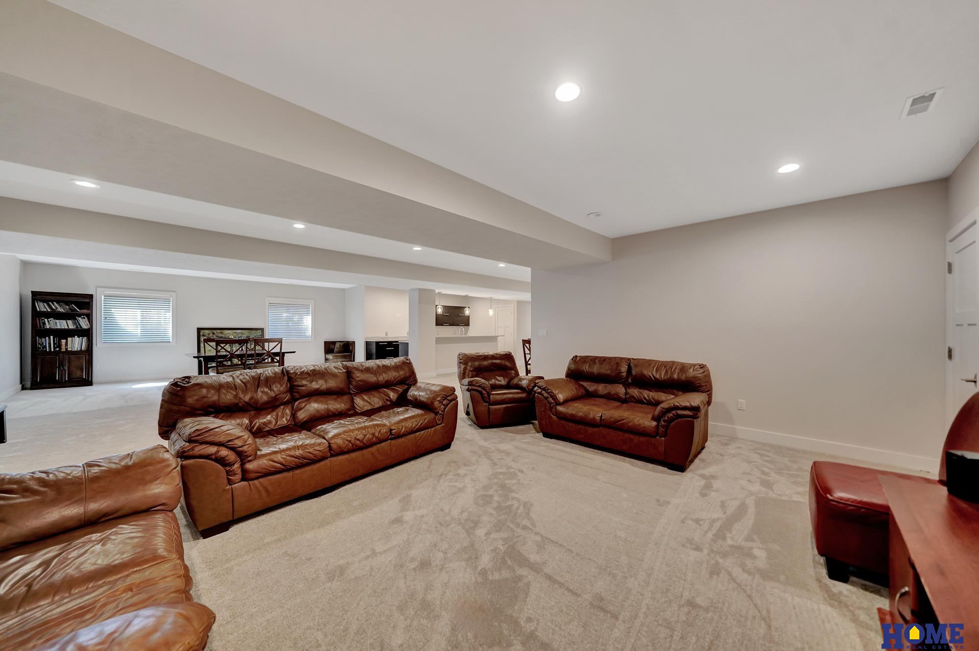 6521 S 21st Street, Lincoln, NE 68512 — MLS #22531123 — photo 47 of 59