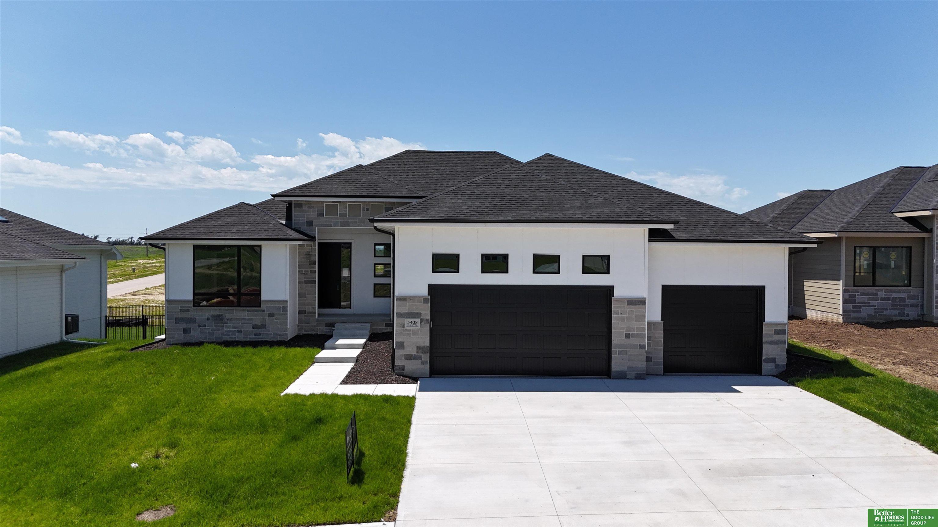 5608 213th Street, Elkhorn, NE, 68022