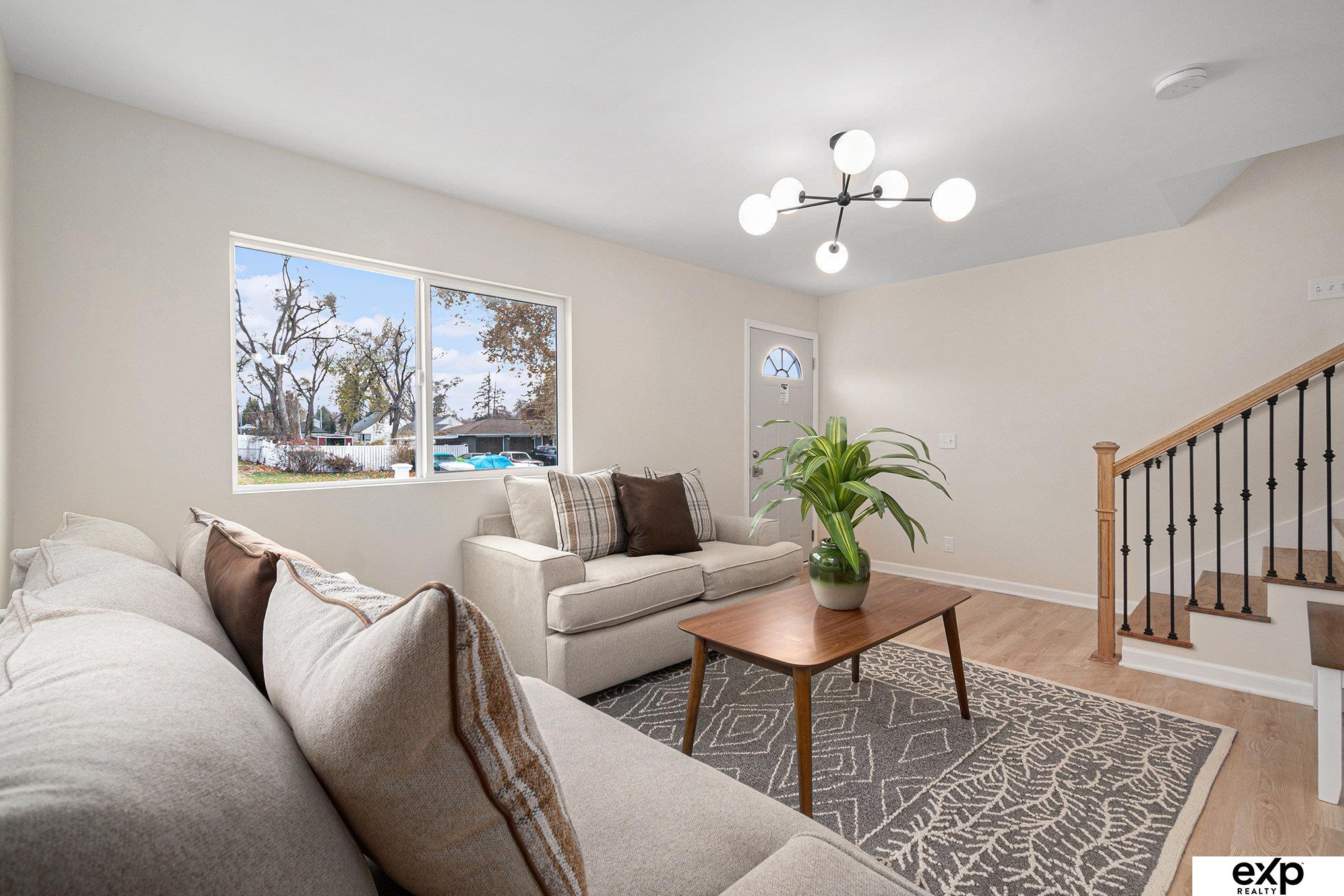 2747 Iowa Street, Omaha, NE, 68112