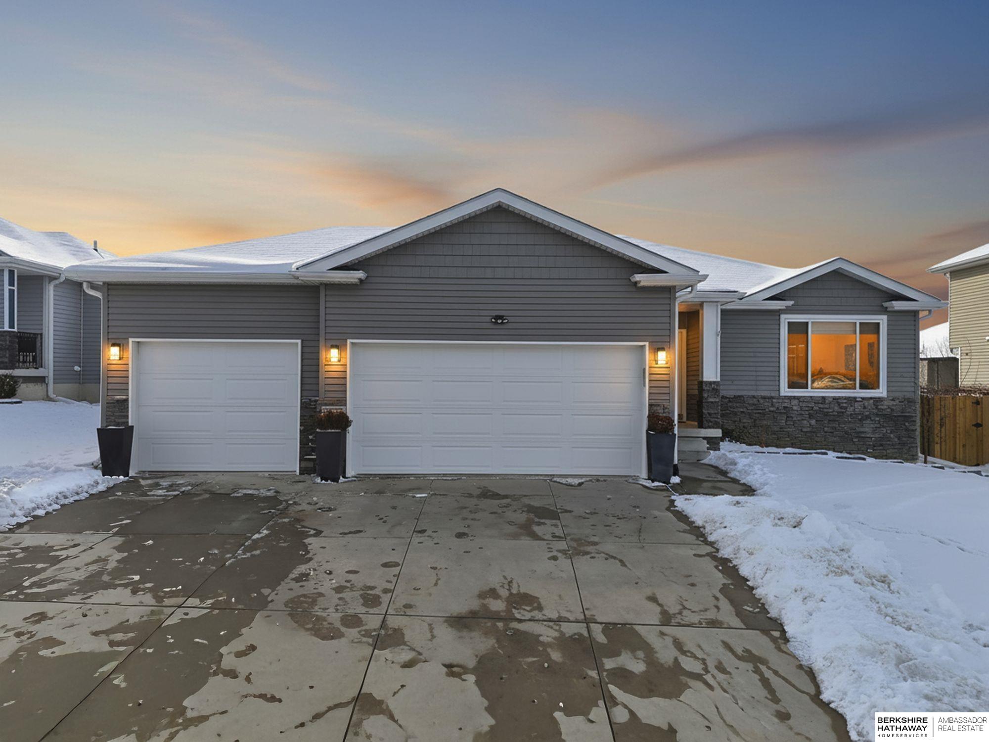 8230 57th Street, Lincoln, NE, 68516