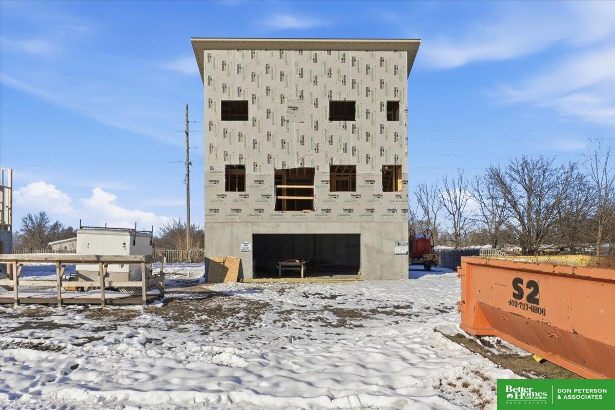 500 Hidden Meadows Drive, Fremont, NE 68025 — MLS #22534101 — photo 3 of 6