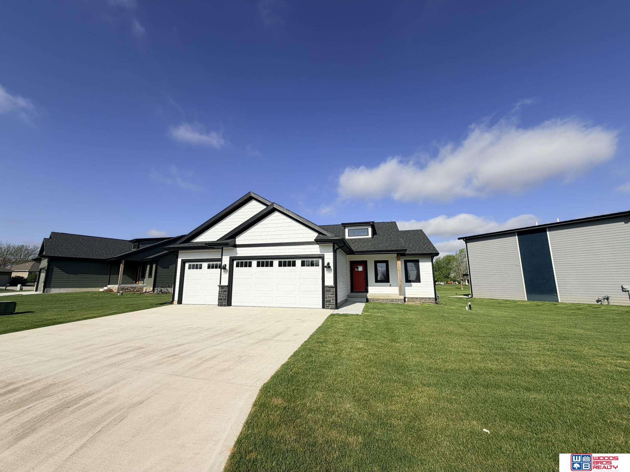 6674 Shadow Ridge Place, Columbus, NE, 68601