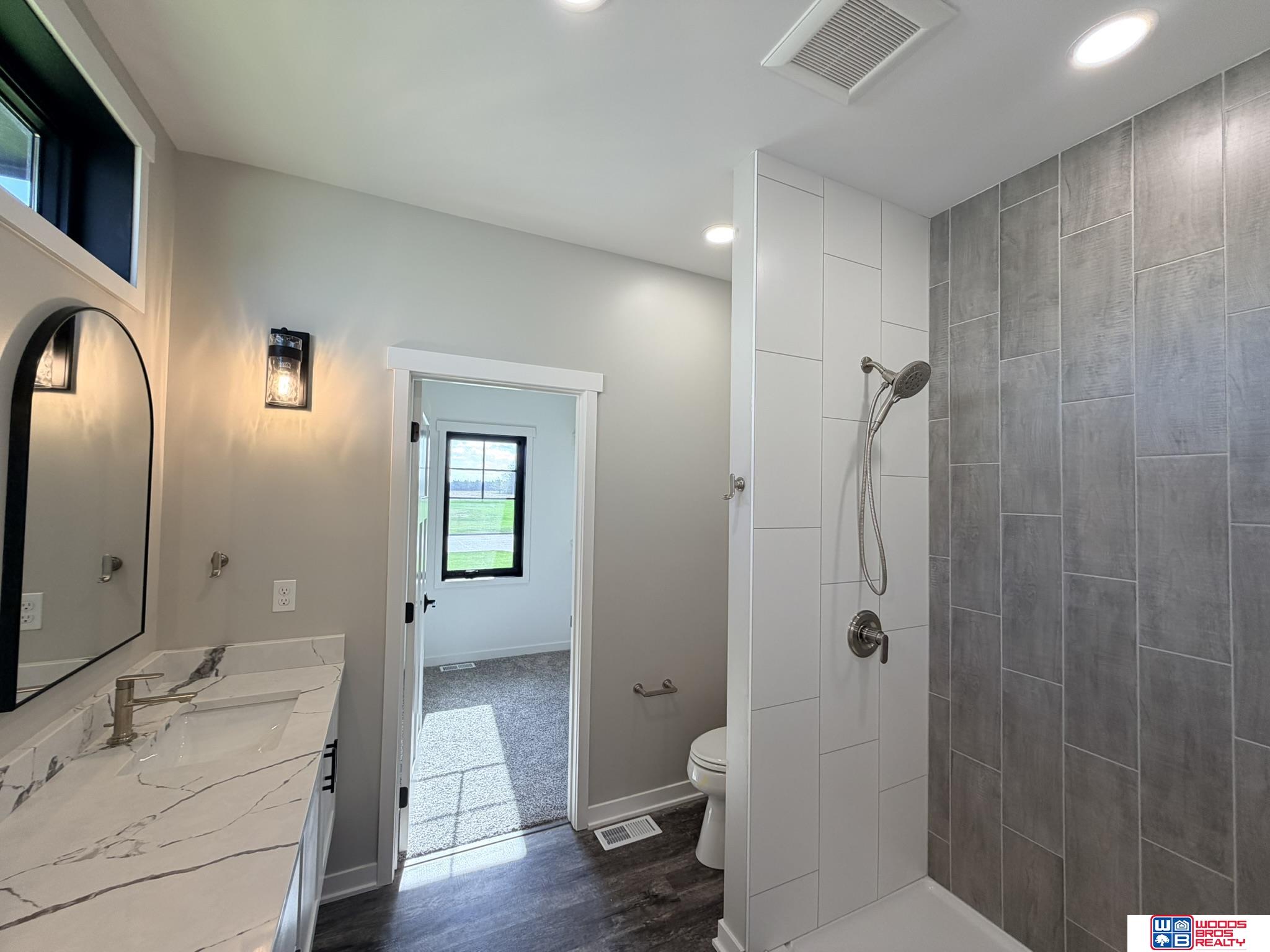 6674 Shadow Ridge Place, Columbus, NE, 68601