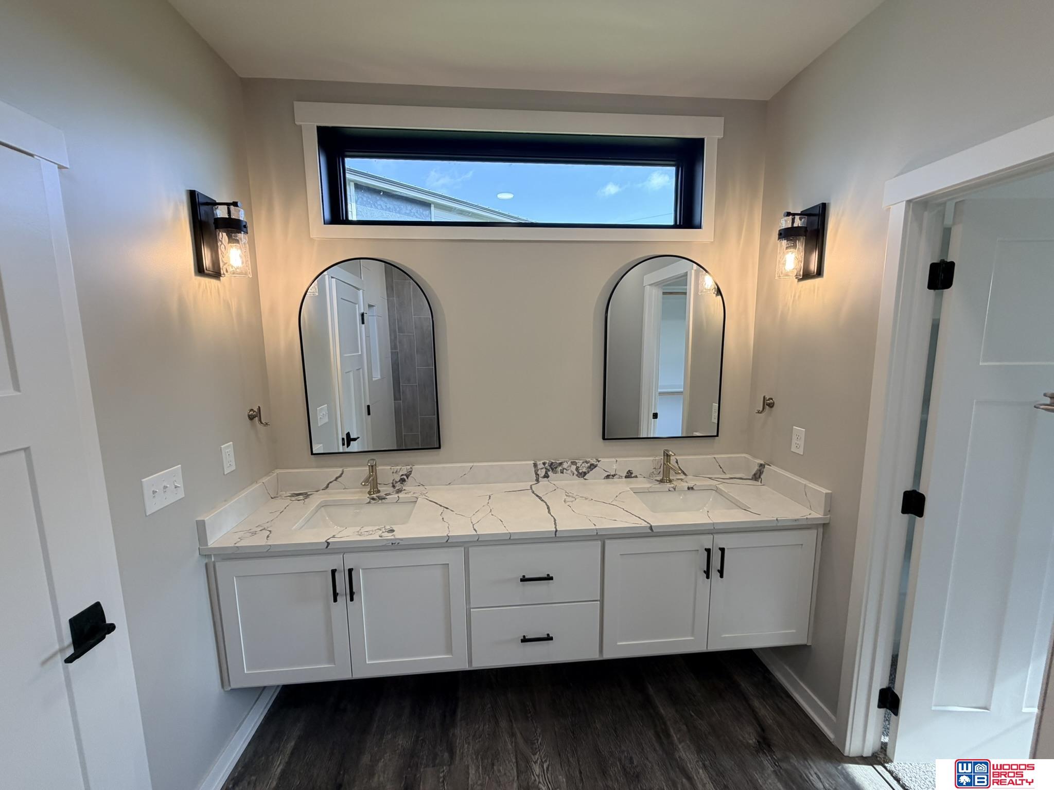 6674 Shadow Ridge Place, Columbus, NE, 68601