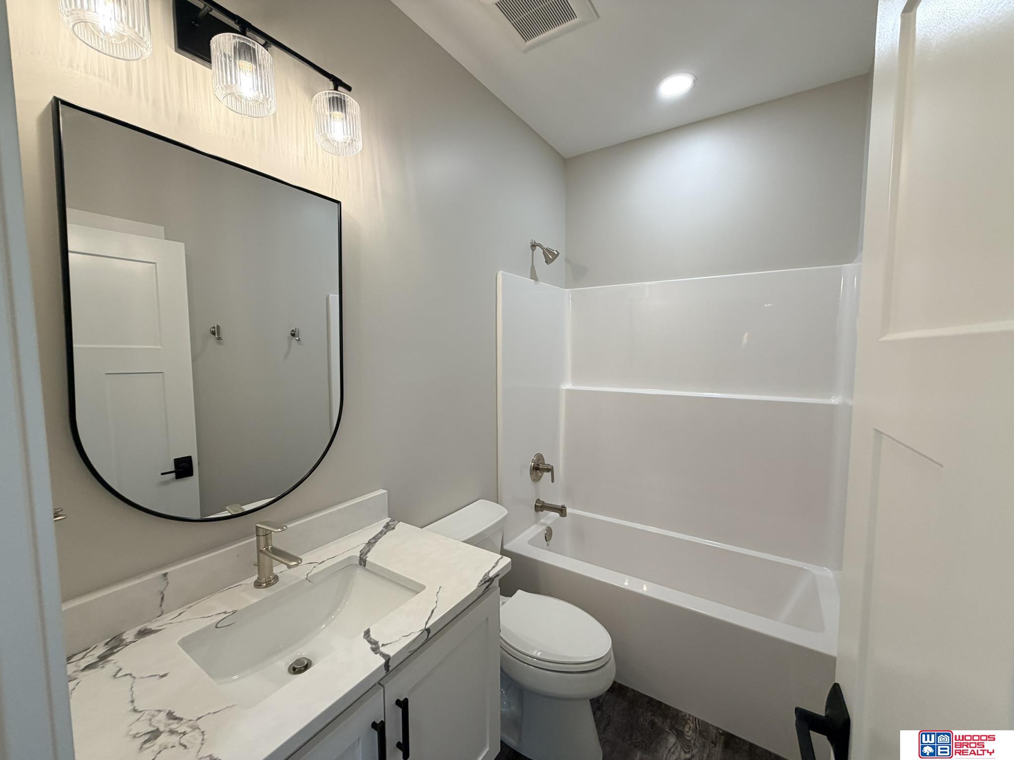 6674 Shadow Ridge Place, Columbus, NE, 68601