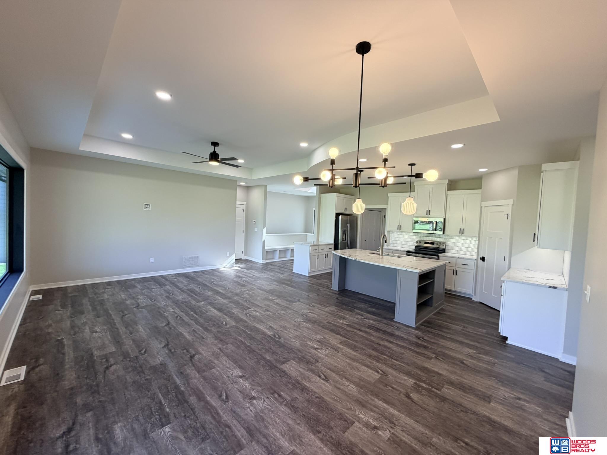 6674 Shadow Ridge Place, Columbus, NE, 68601