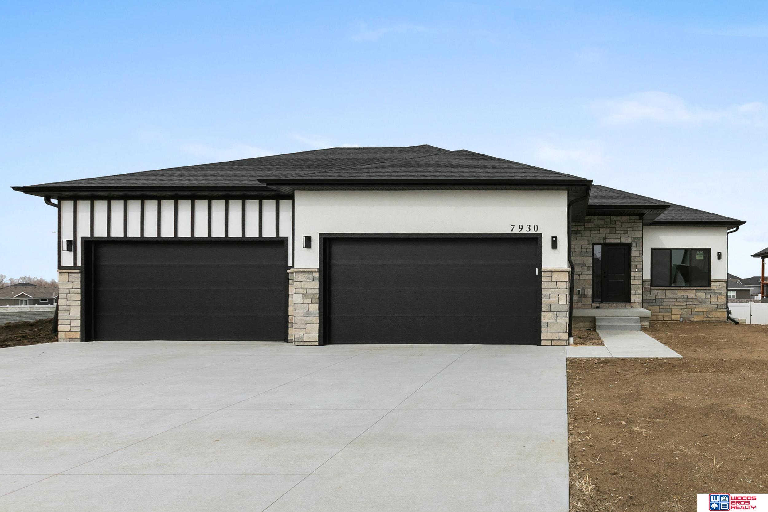 7320 Augustine Avenue, Lincoln, NE, 68516