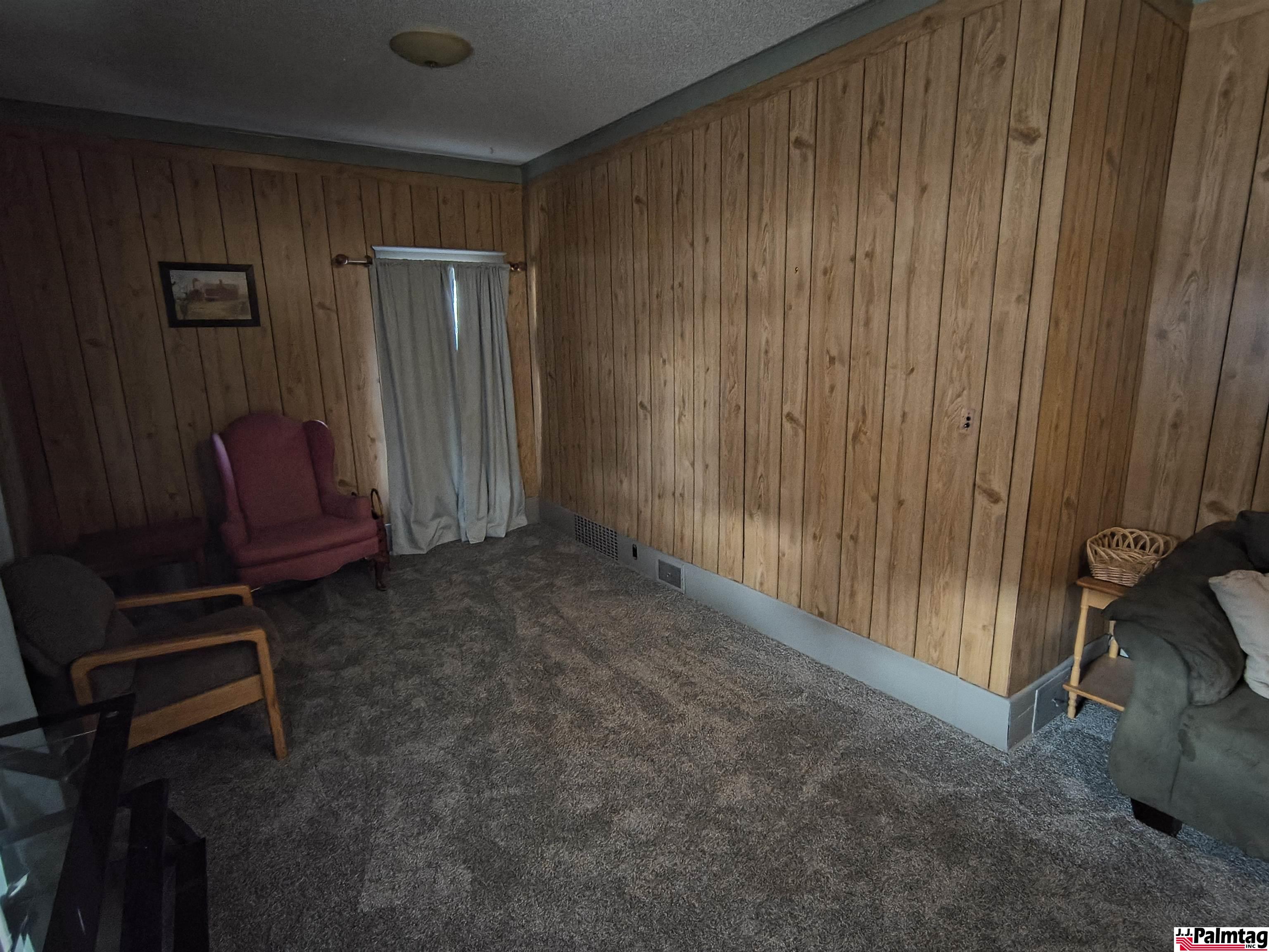 528 9th Street, Pawnee City, NE 68420 — MLS #22534483 — photo 11 of 20