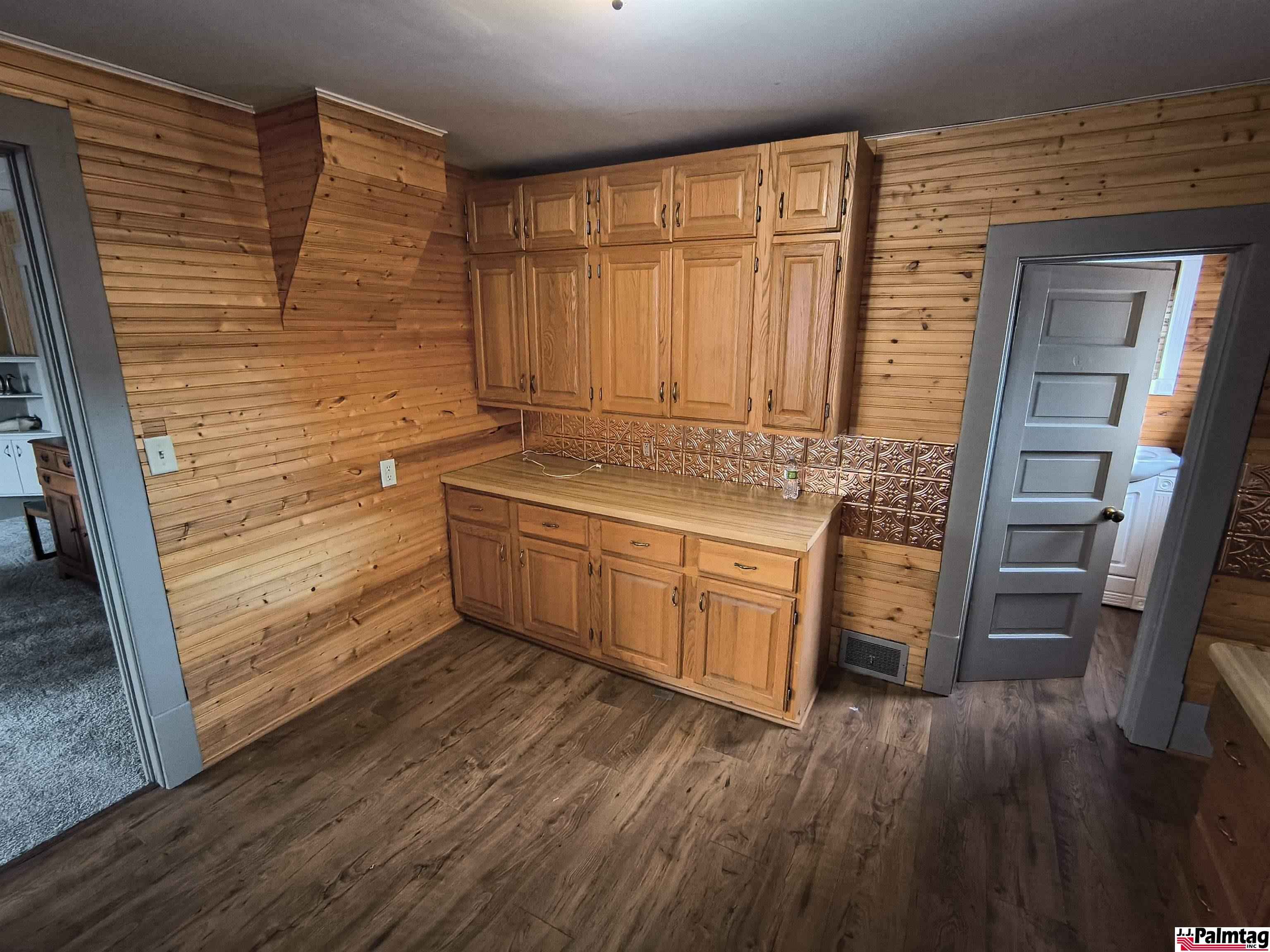 528 9th Street, Pawnee City, NE 68420 — MLS #22534483 — photo 13 of 20