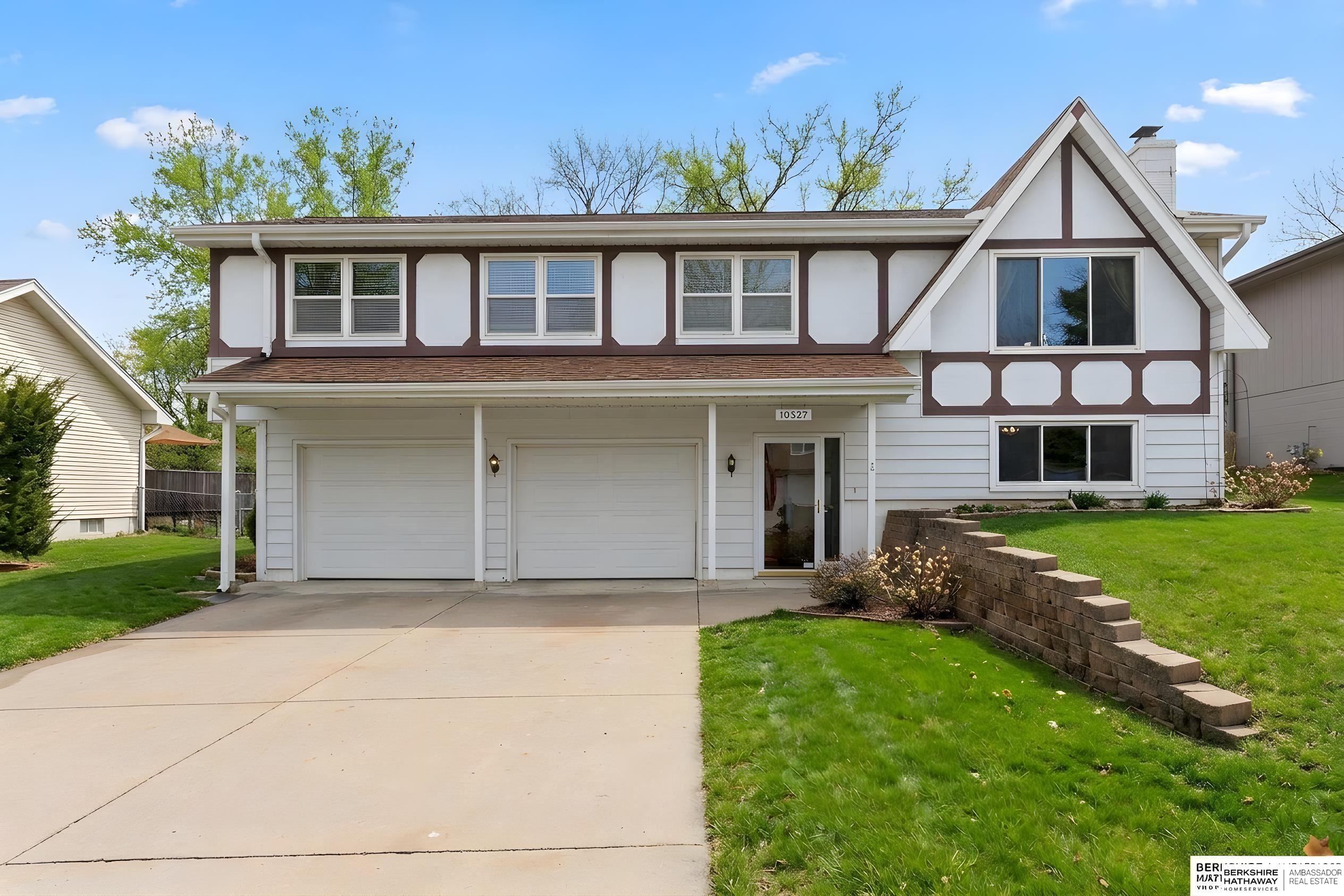 10527 M Street, Omaha