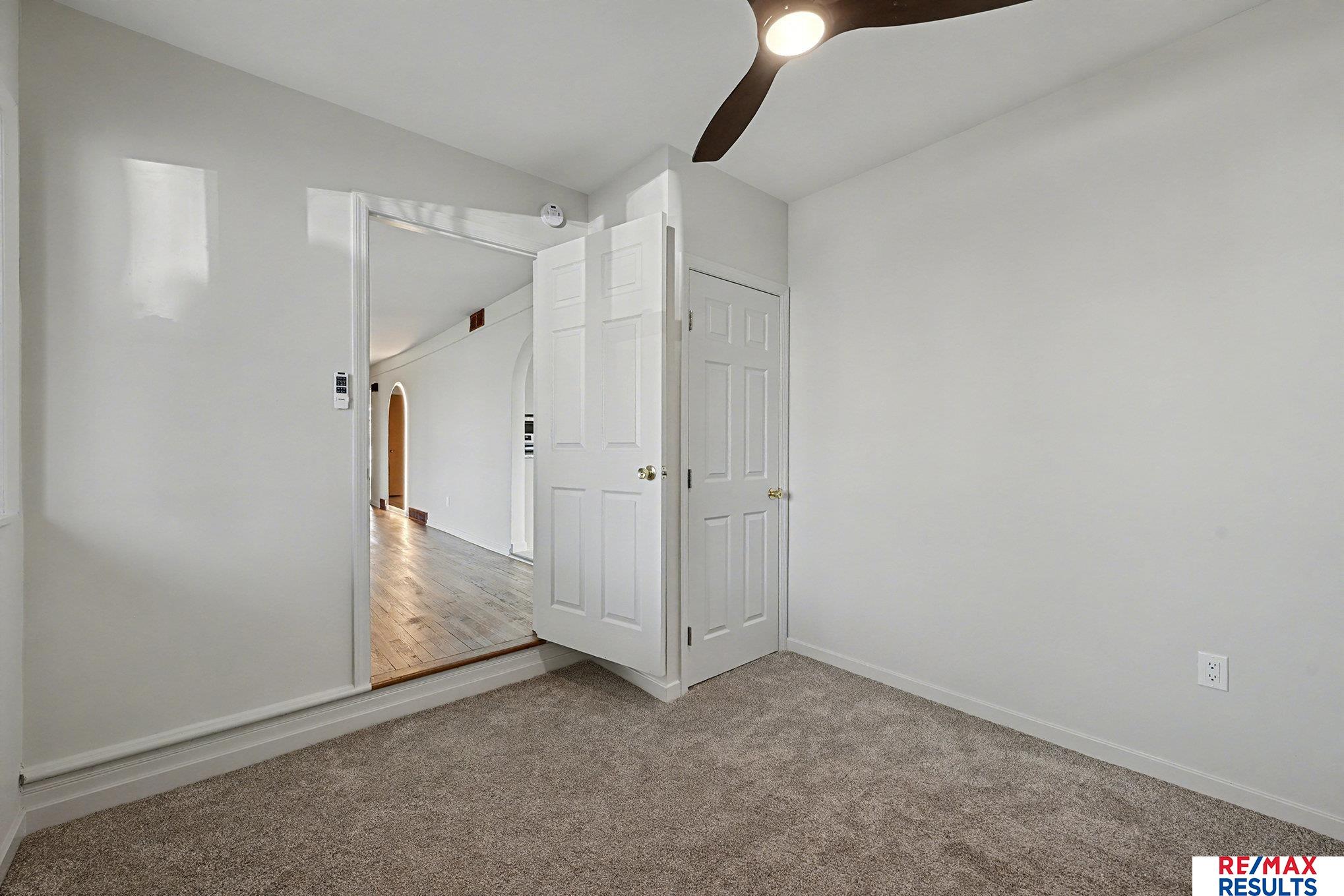 8339 Izard Street, Omaha, NE, 68114