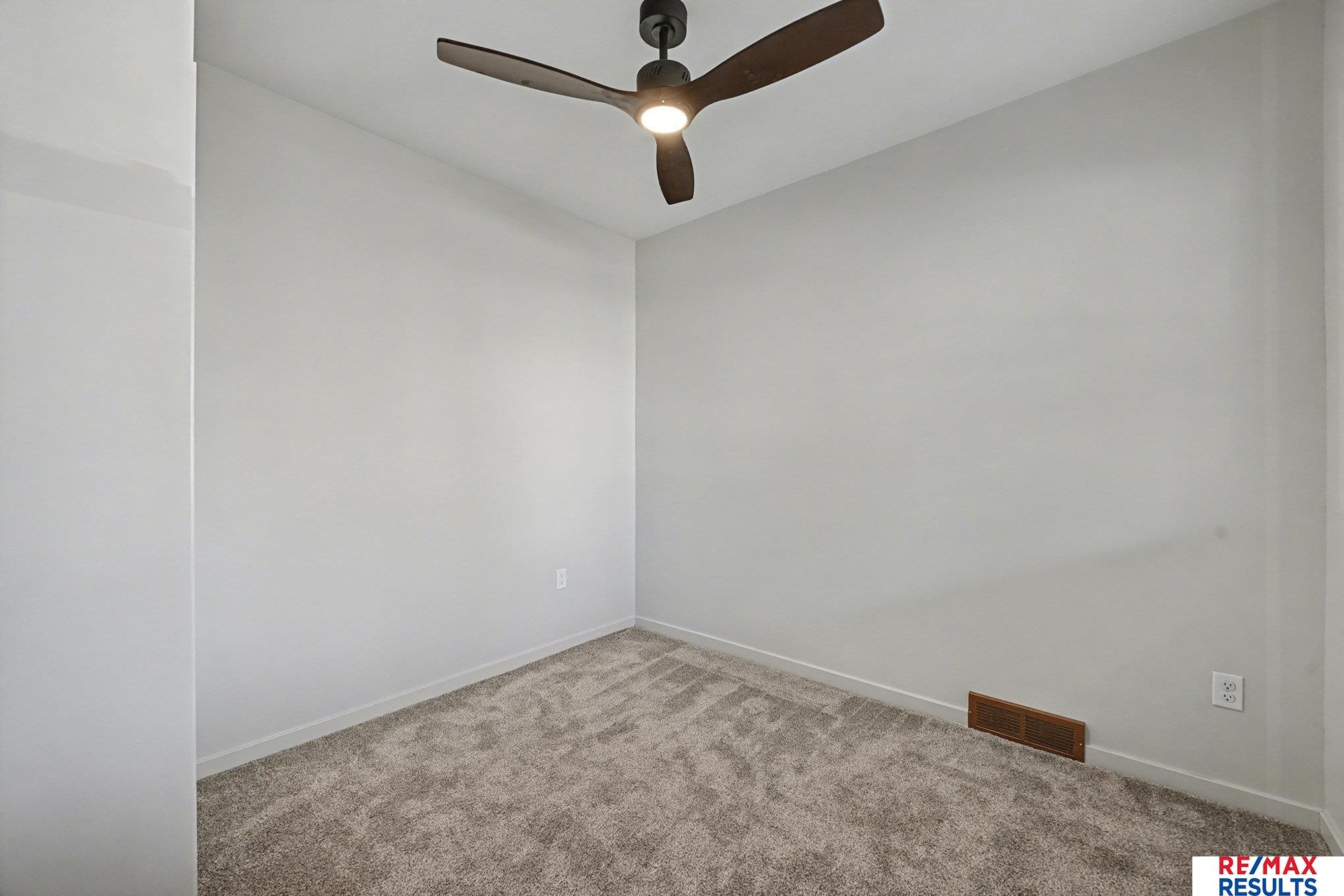 8339 Izard Street, Omaha, NE, 68114