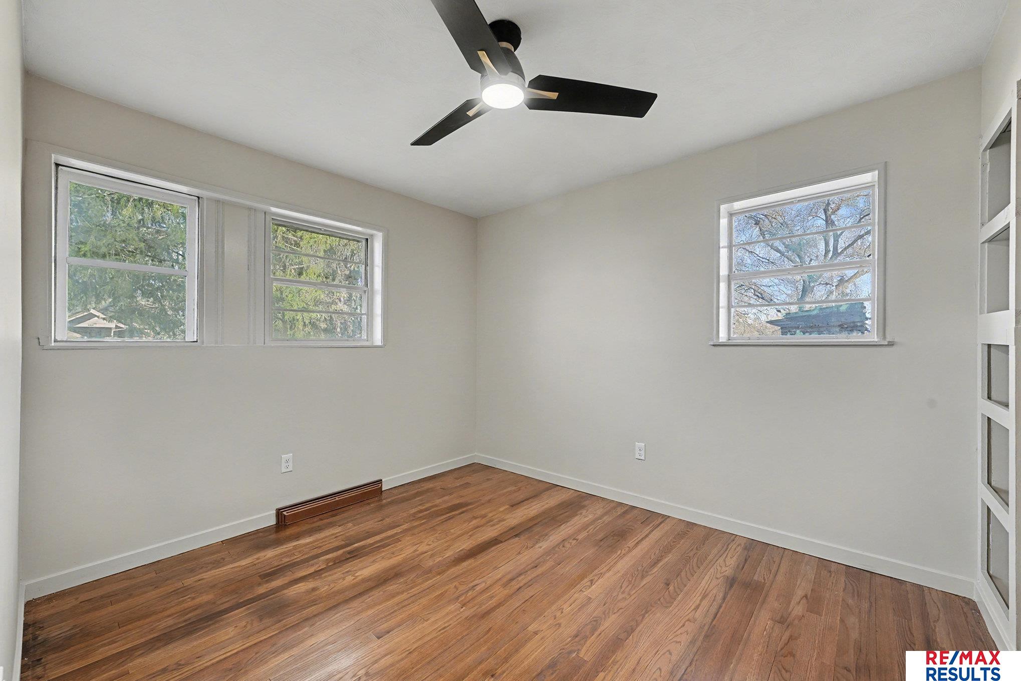 8339 Izard Street, Omaha, NE, 68114