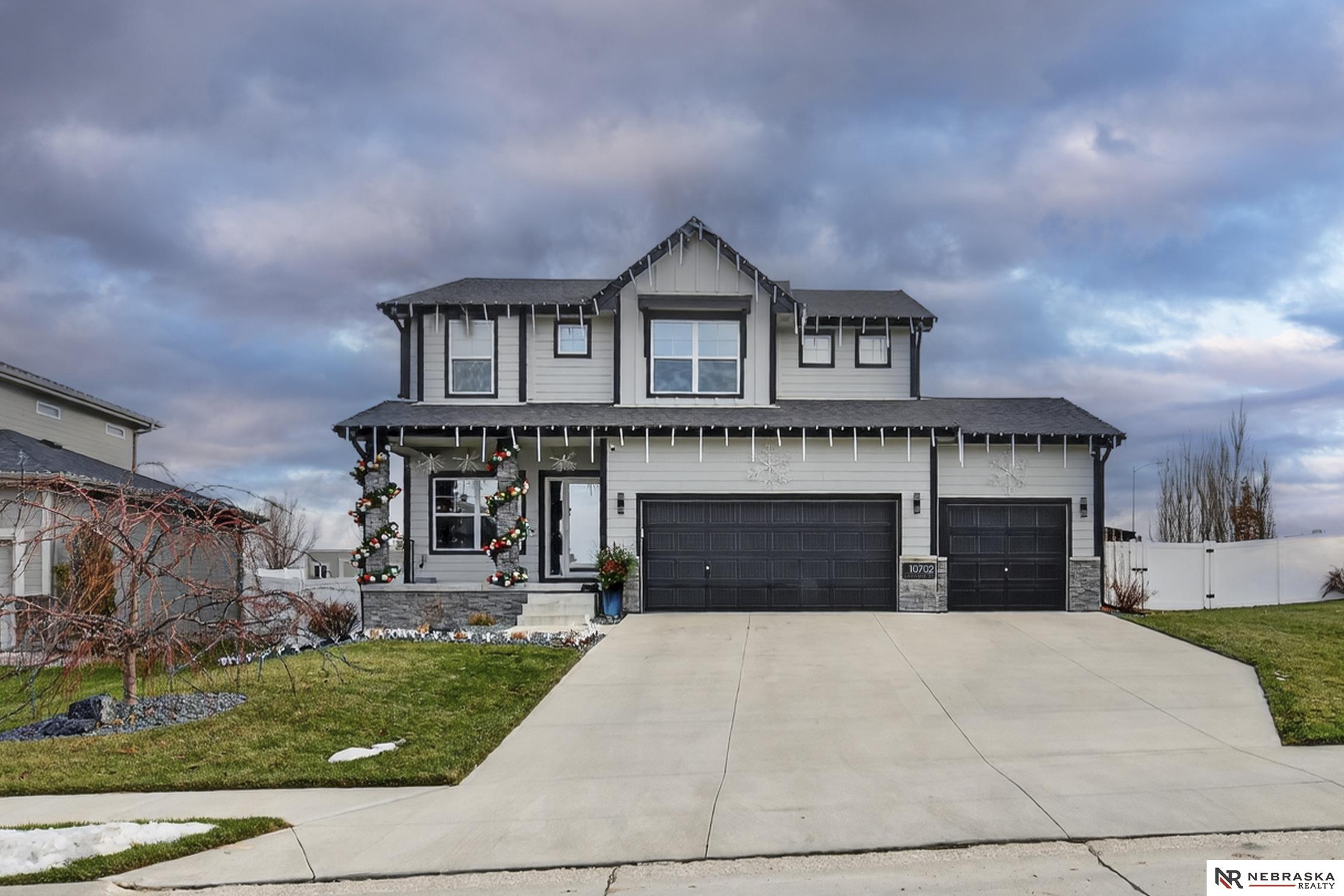 10702 Laramie Street, Papillion