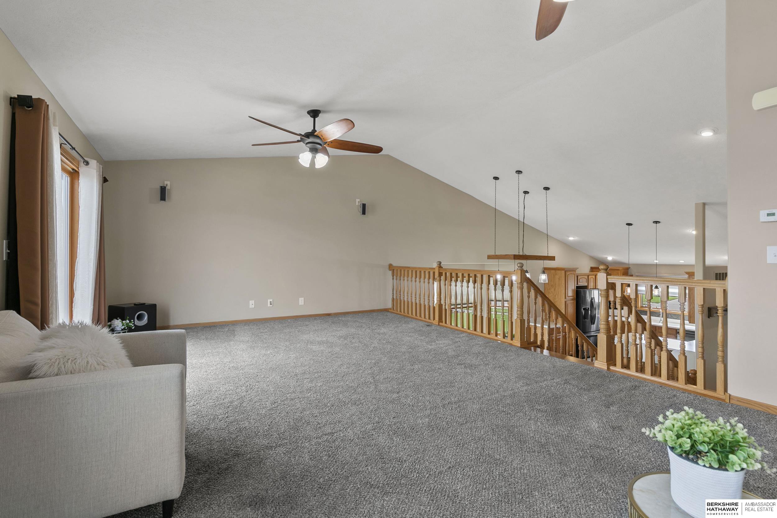 9040 Berg Drive, Lincoln, NE, 68505