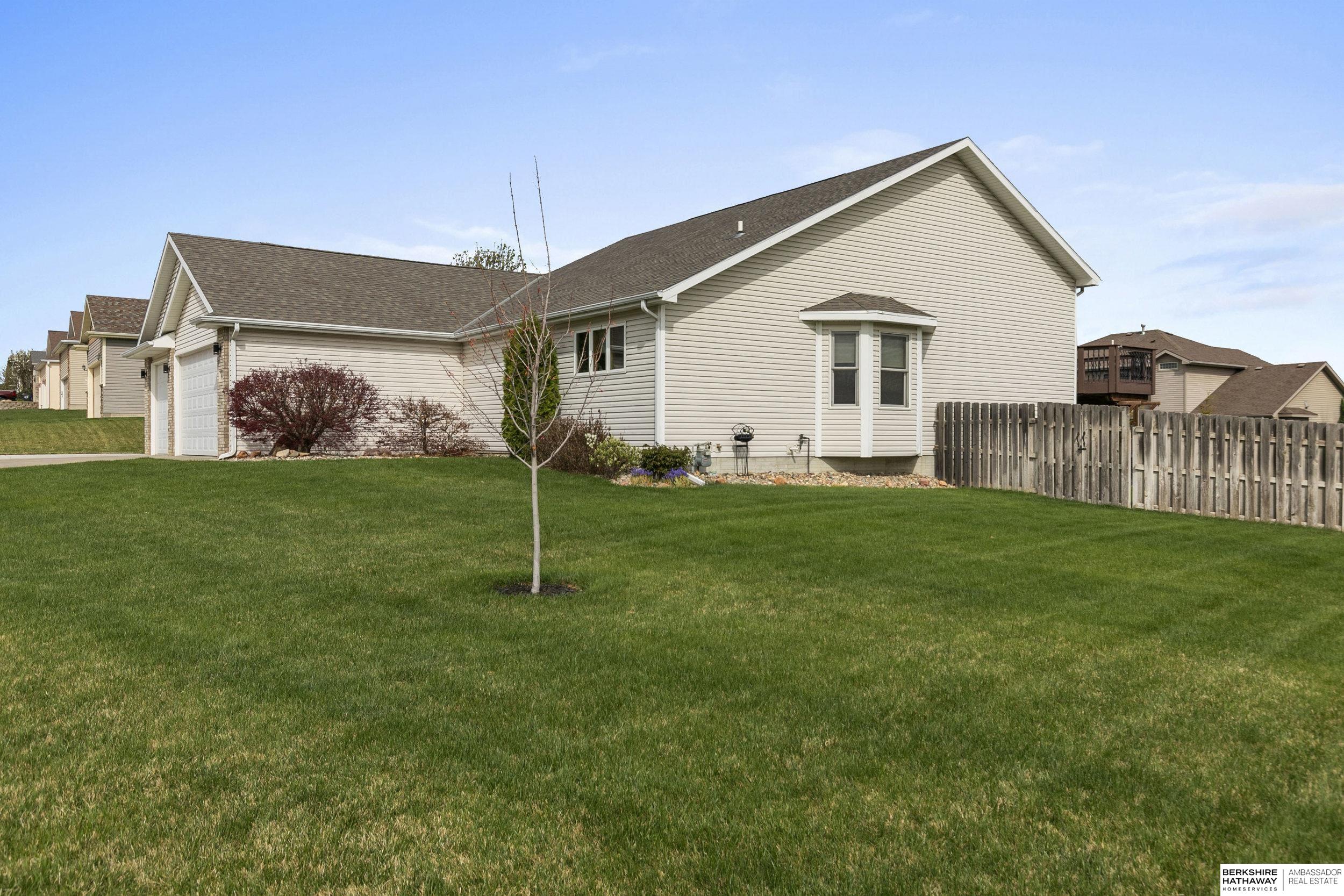 9040 Berg Drive, Lincoln, NE, 68505