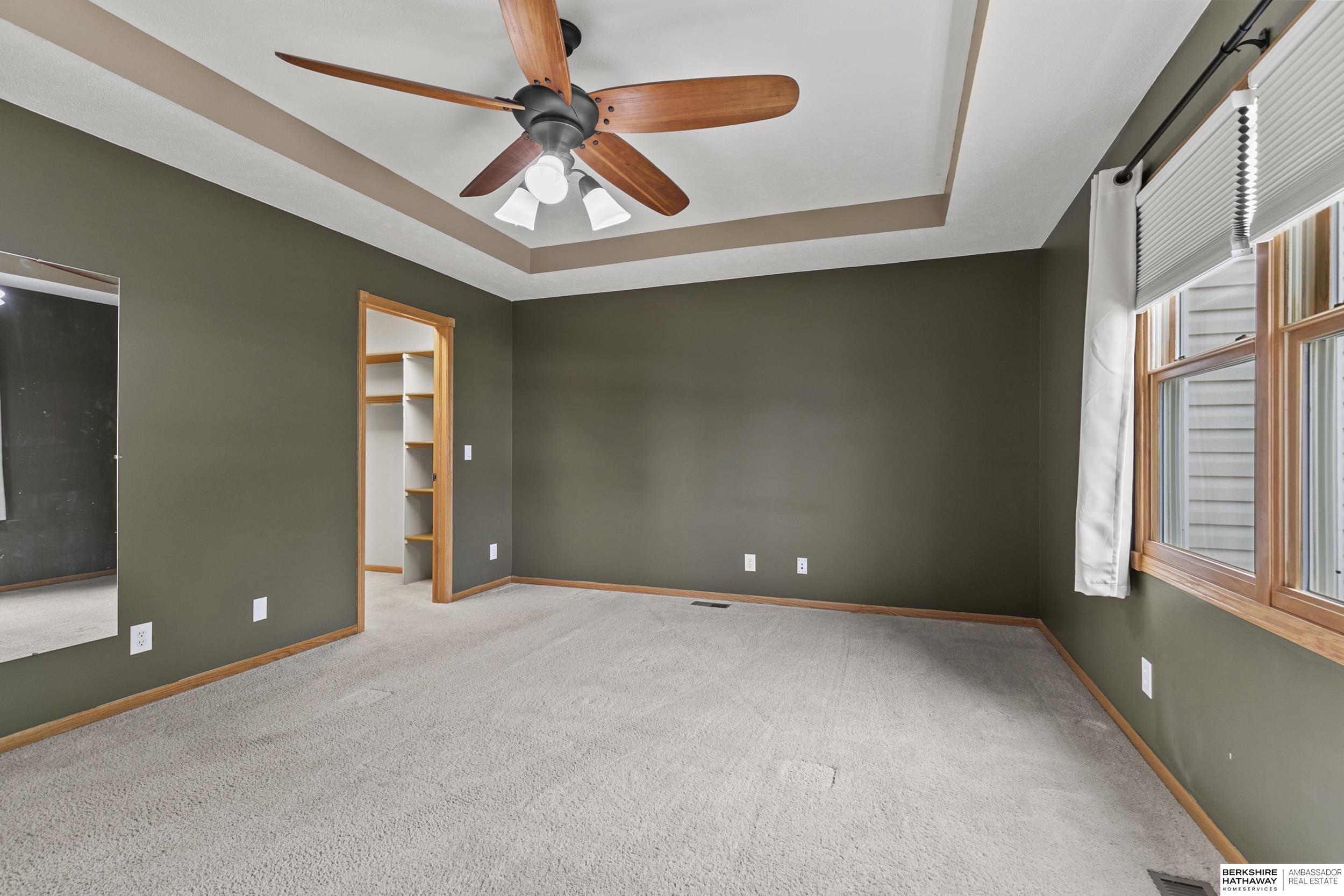 9040 Berg Drive, Lincoln, NE, 68505