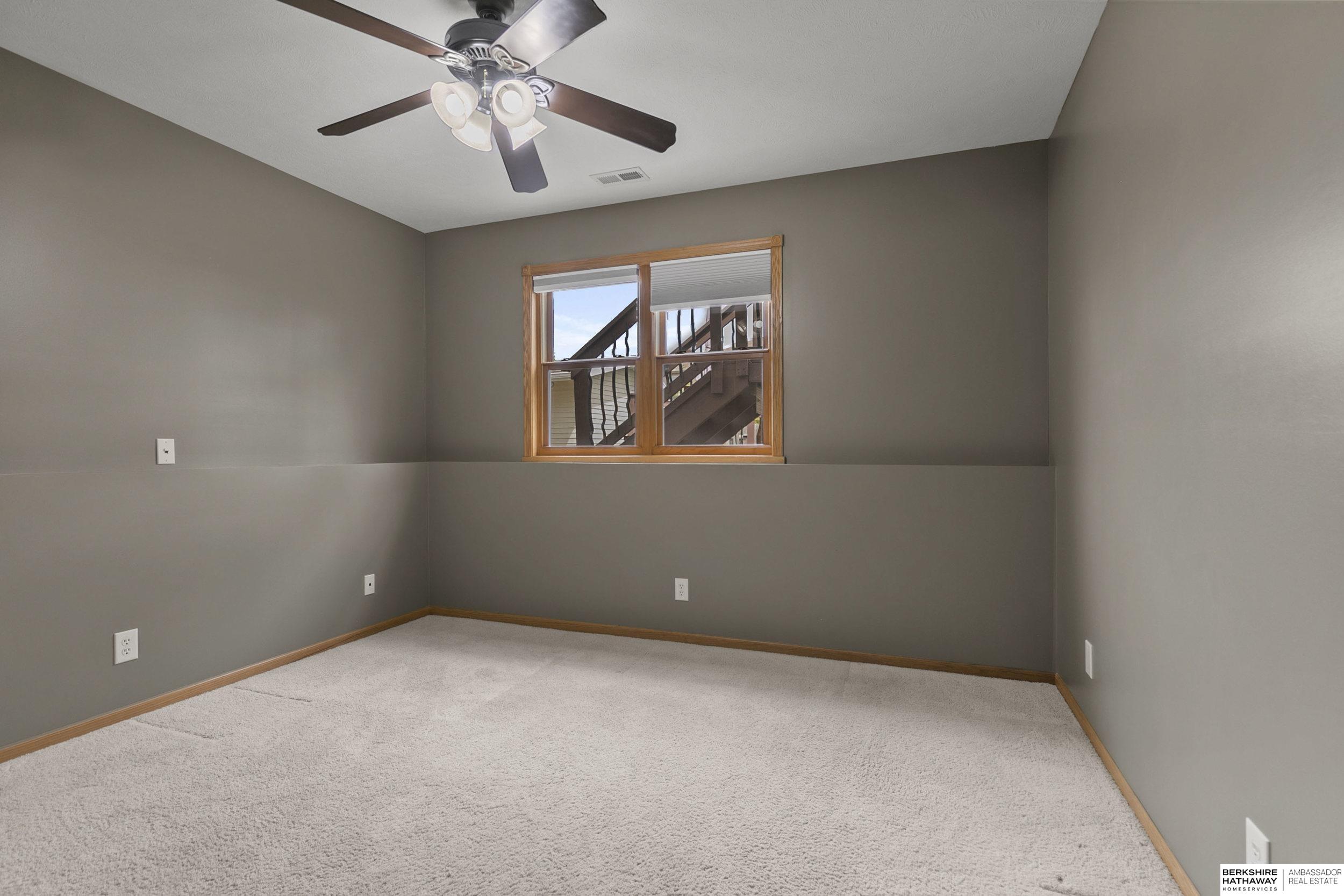 9040 Berg Drive, Lincoln, NE, 68505