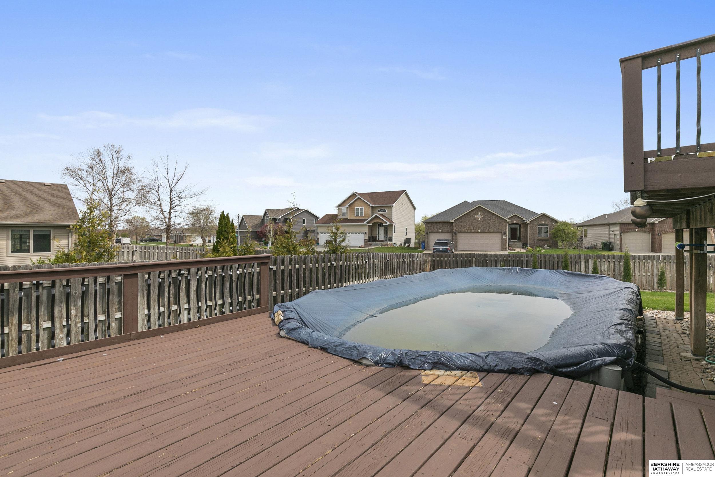 9040 Berg Drive, Lincoln, NE, 68505