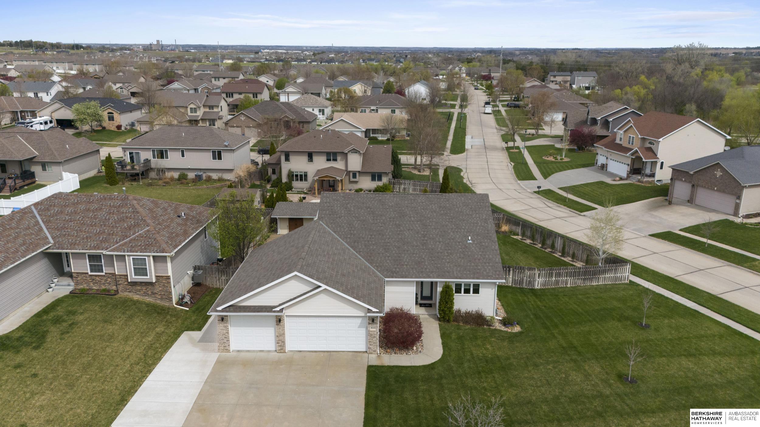 9040 Berg Drive, Lincoln, NE, 68505