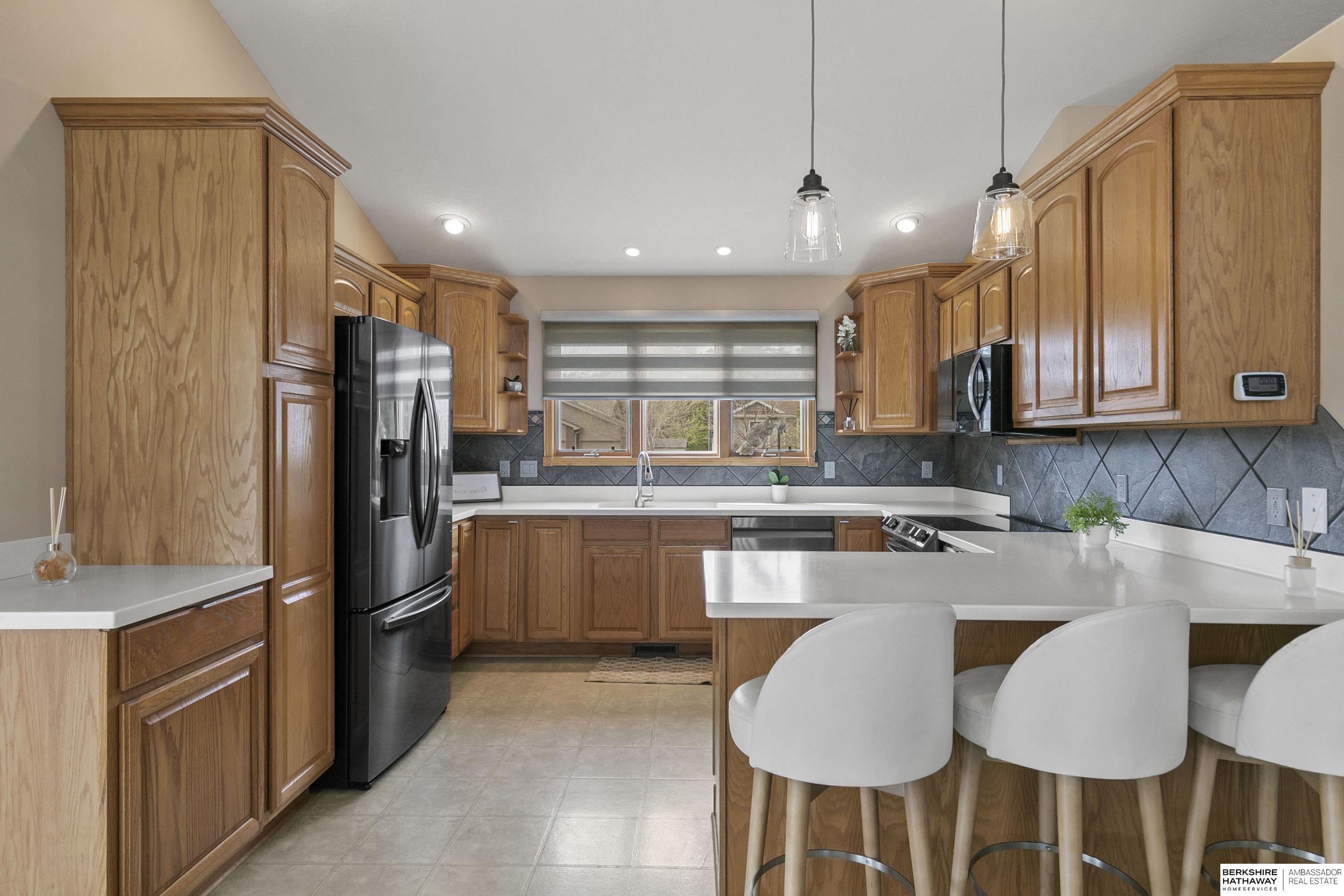 9040 Berg Drive, Lincoln, NE, 68505